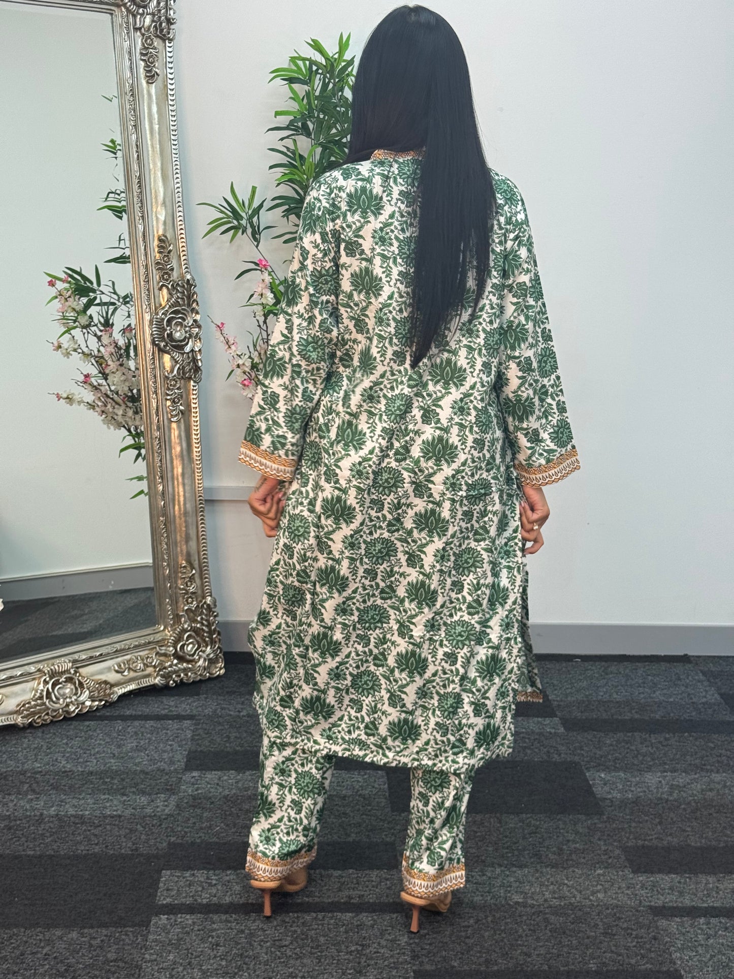 Daily Wear - 2 PC Printed Linen - Green