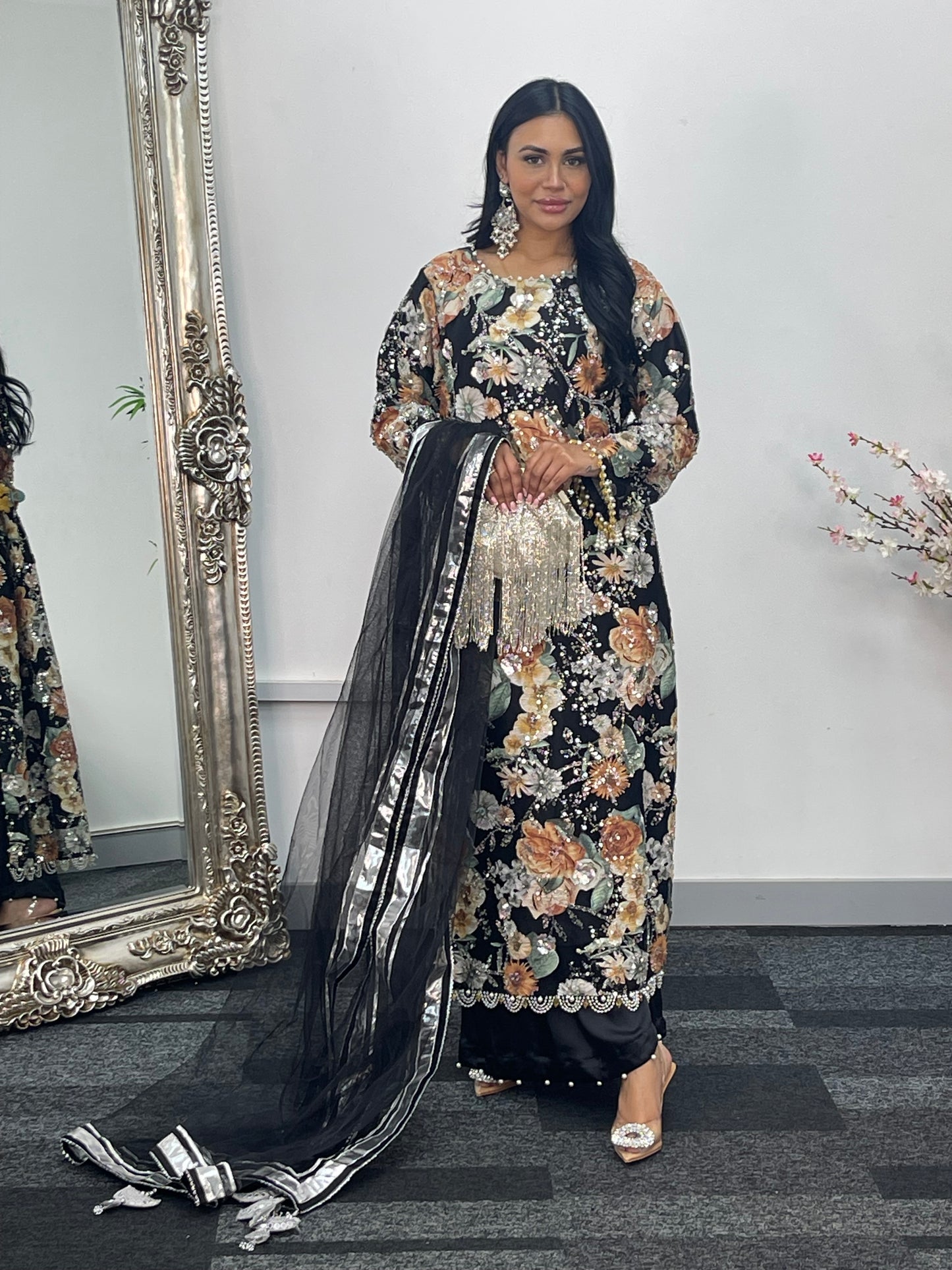 Kareena - Cut Dana Net- Orange- Karina