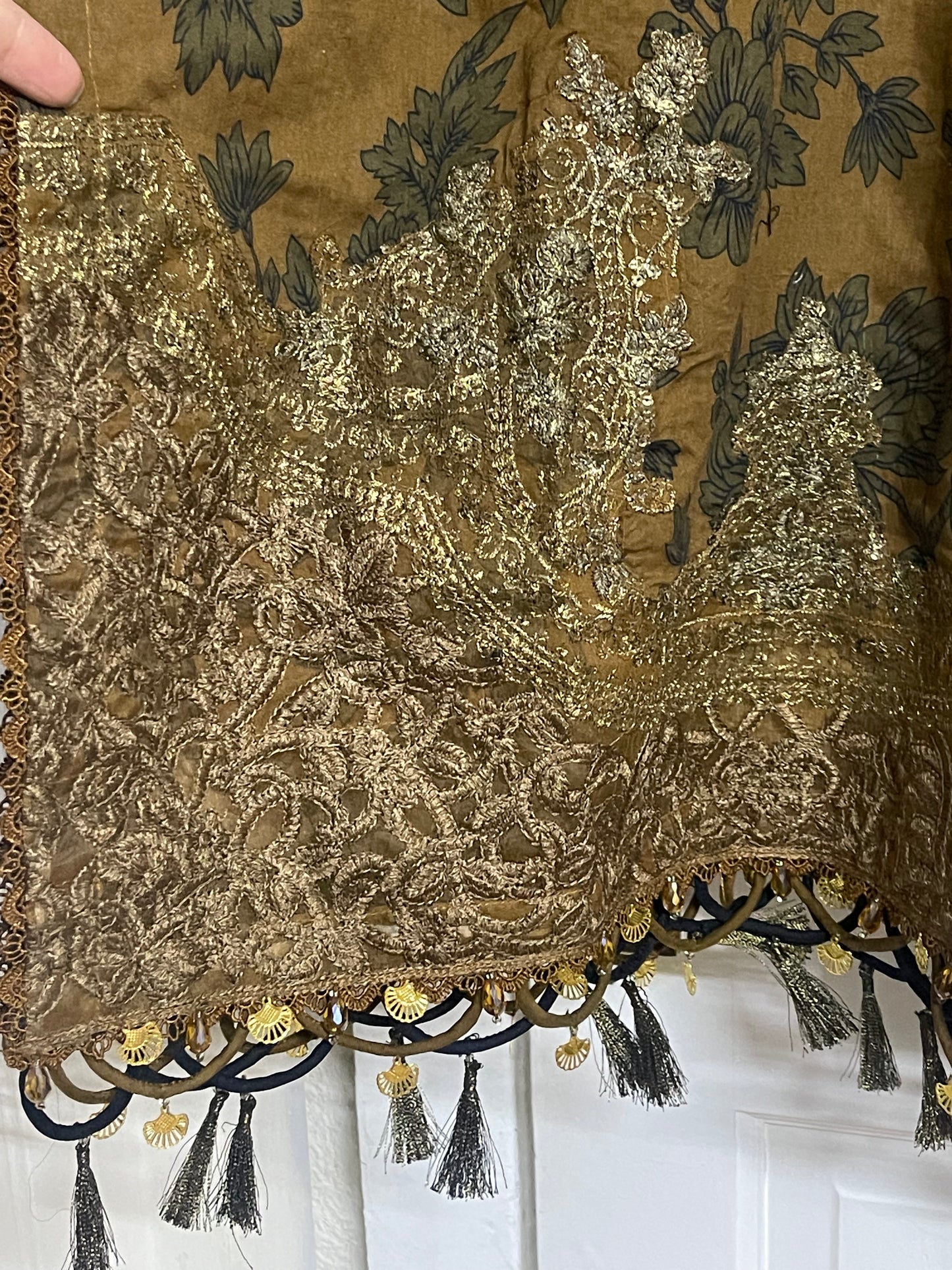 Maria B Inspired - brown - Cambric