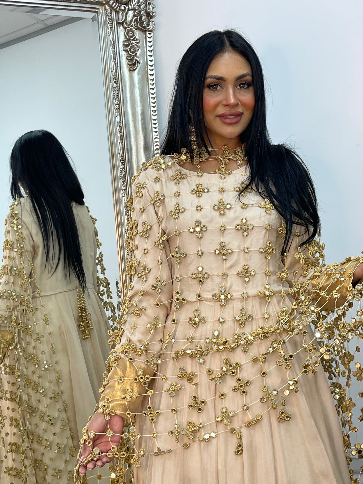 (Preorder 4-5 weeks) Posheeda Sheesh Dupatta with MAXI DRESS- Poshida Mirror Dupata -