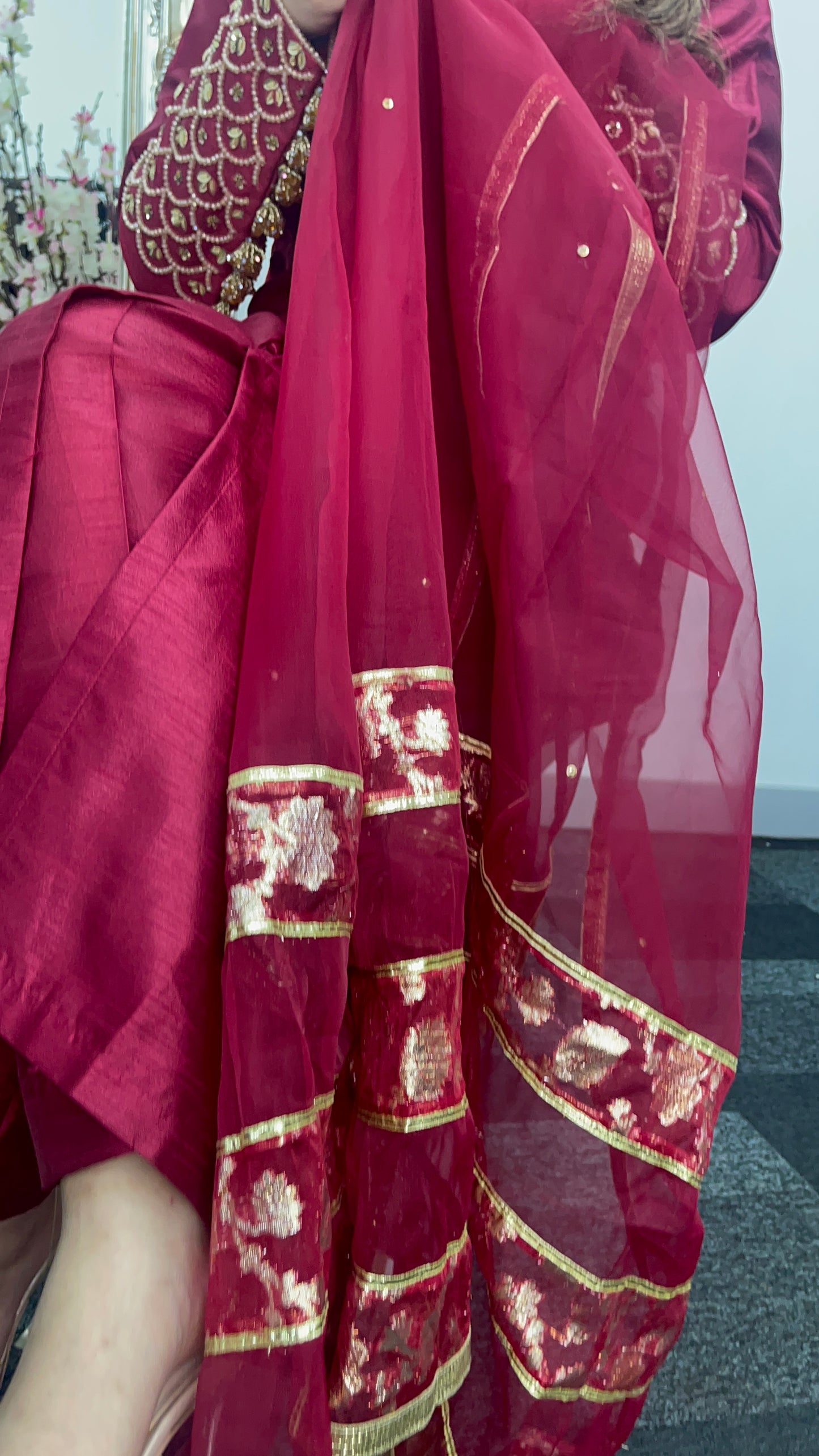 Haseen Laal Jora - Red Outfit - S