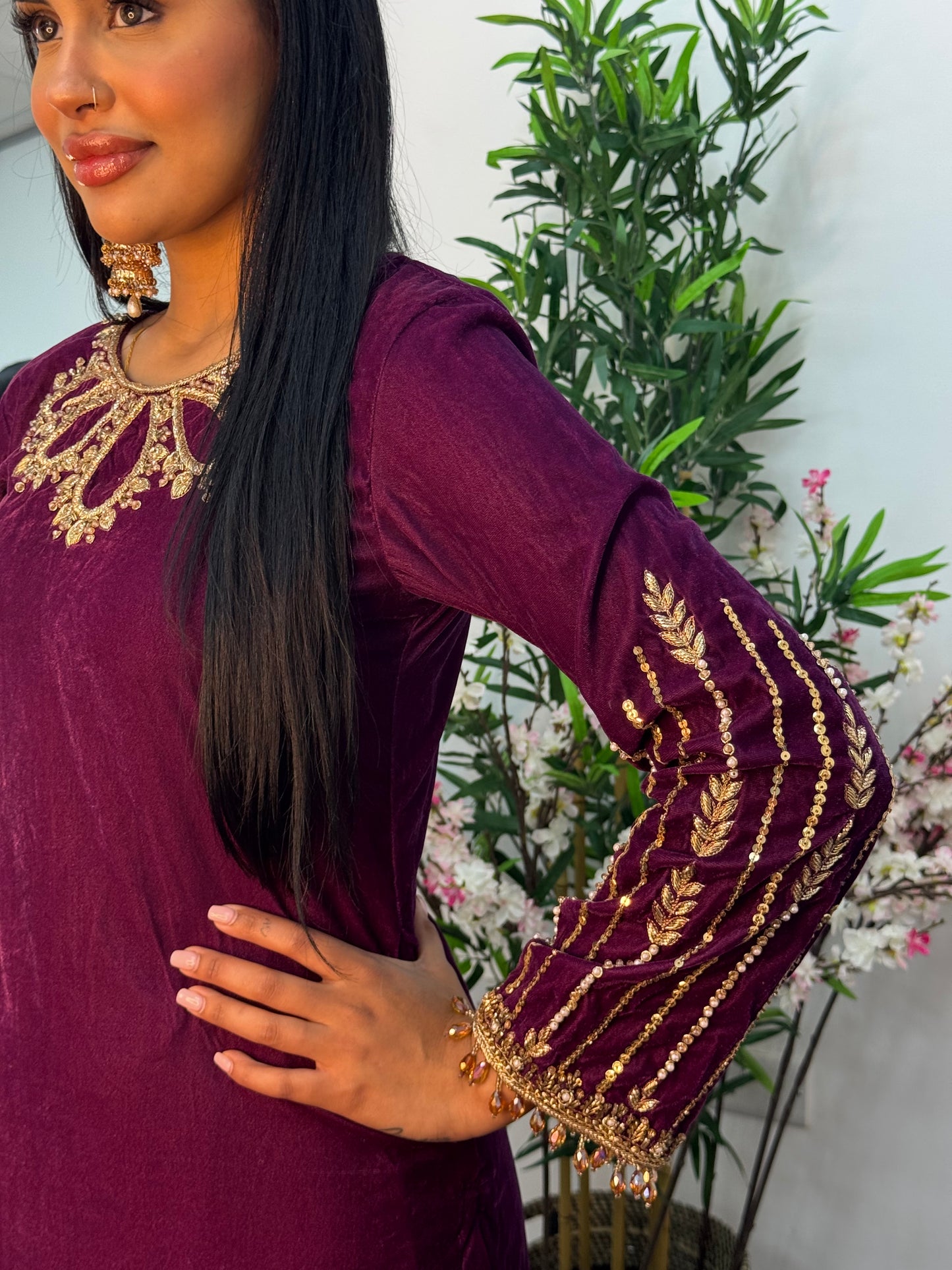 (Preorder 4 weeks) Khawab - Plum Velvet Pret -