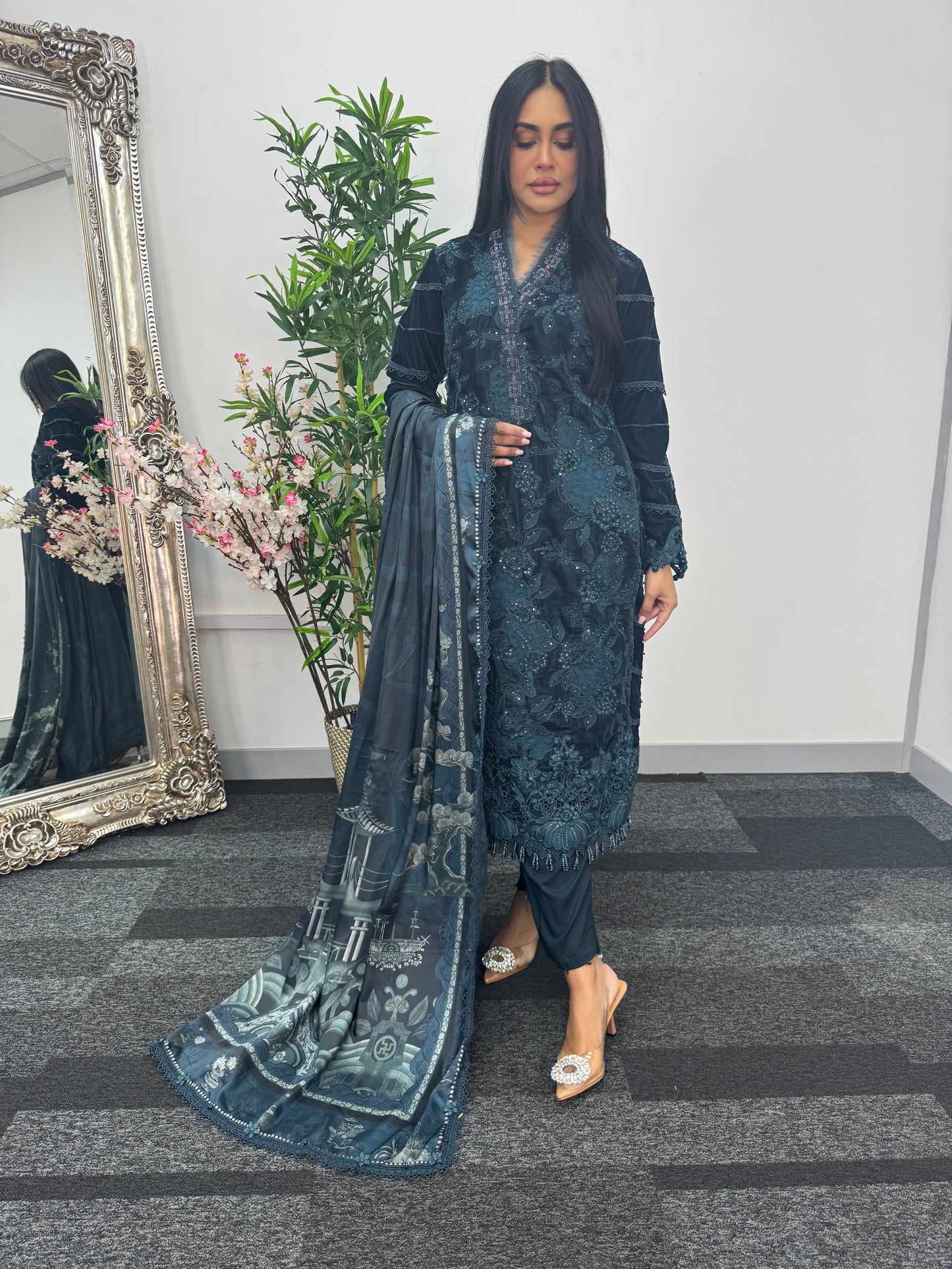 Maria B Luxury Velvet - Teal