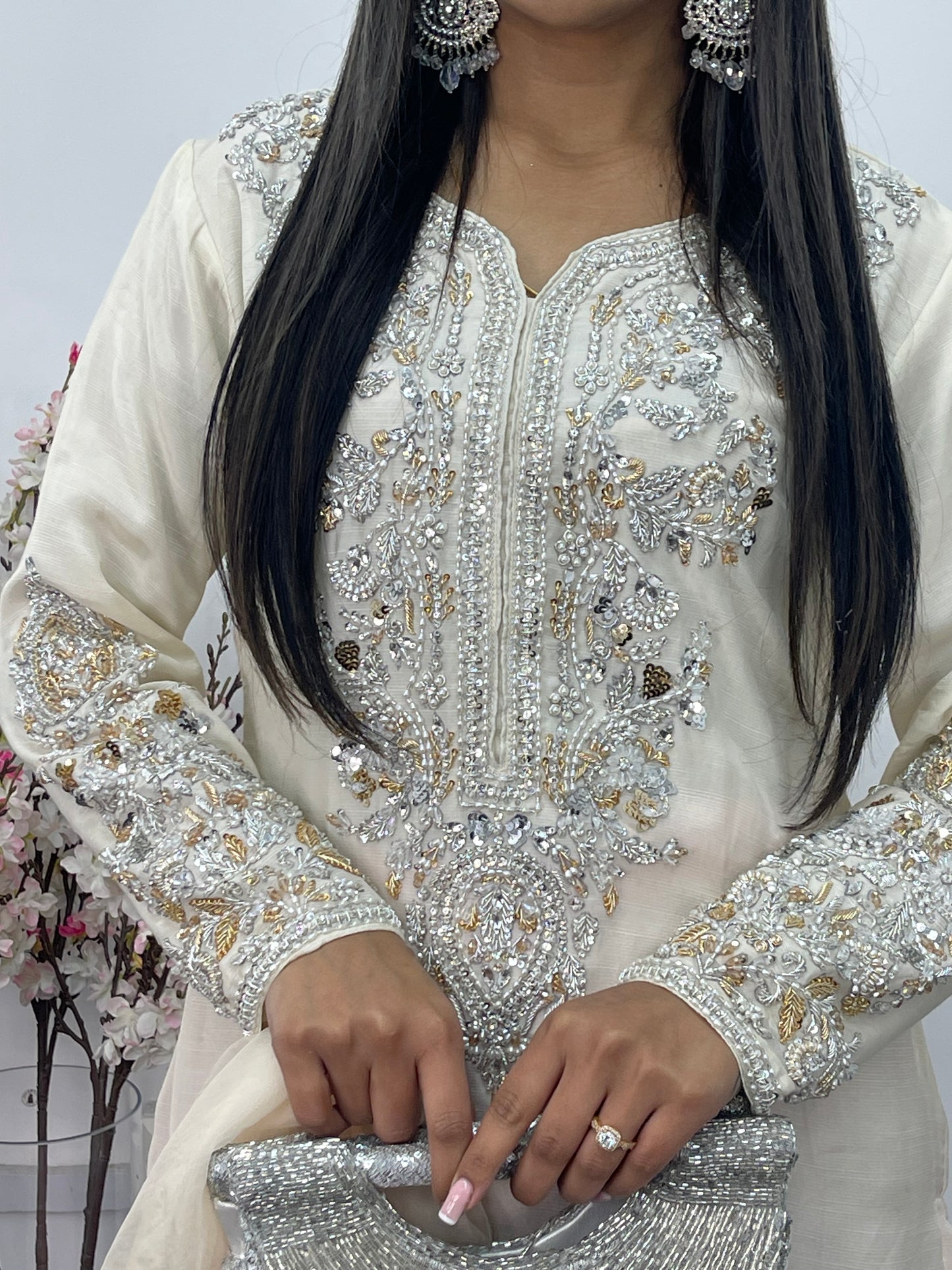 (Pre Order 3/4 Weeks)“Gulaabi” Luxury Outfit - Ombre Pink & Ivory