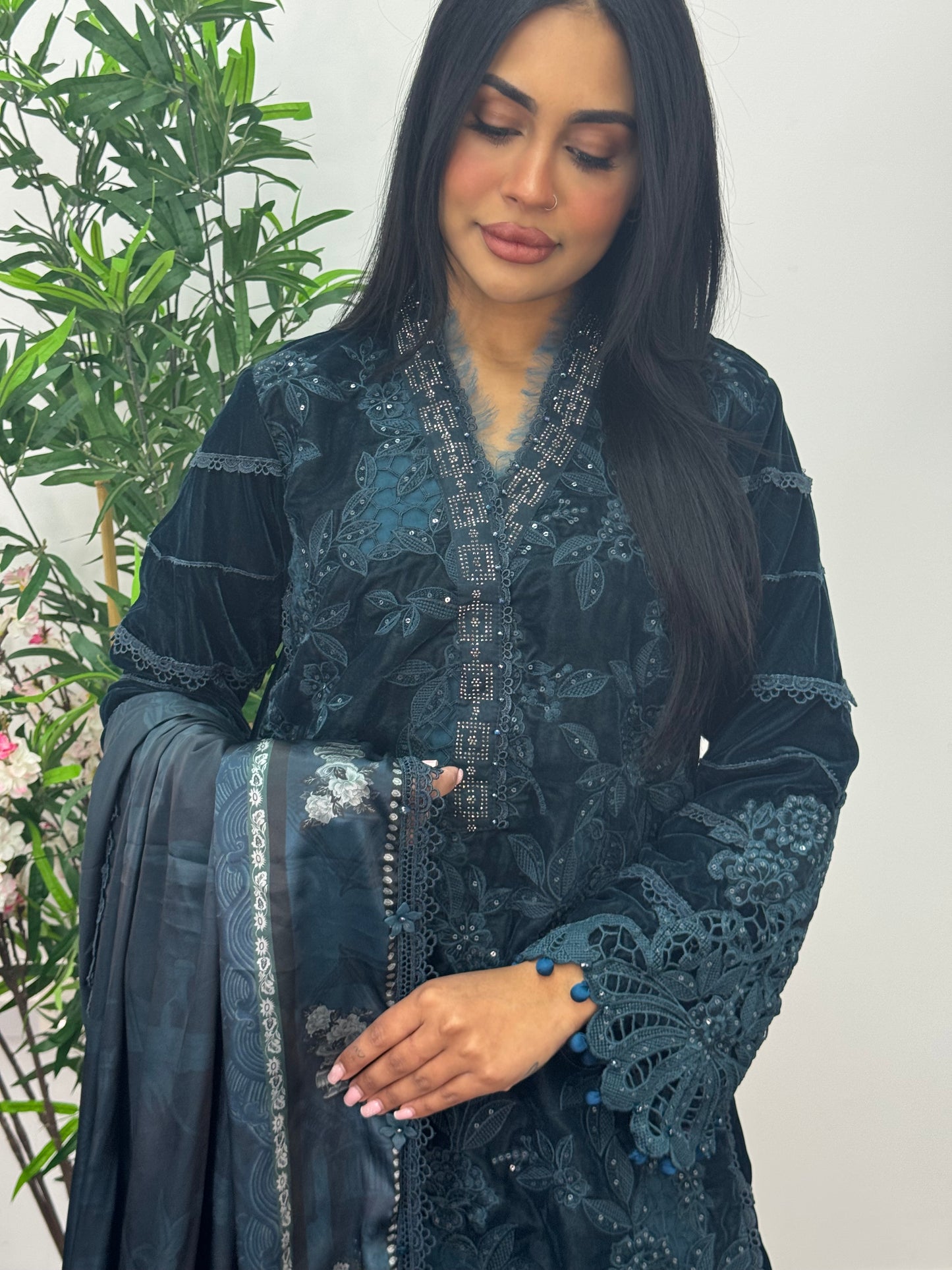 Maria B Luxury Velvet - Teal
