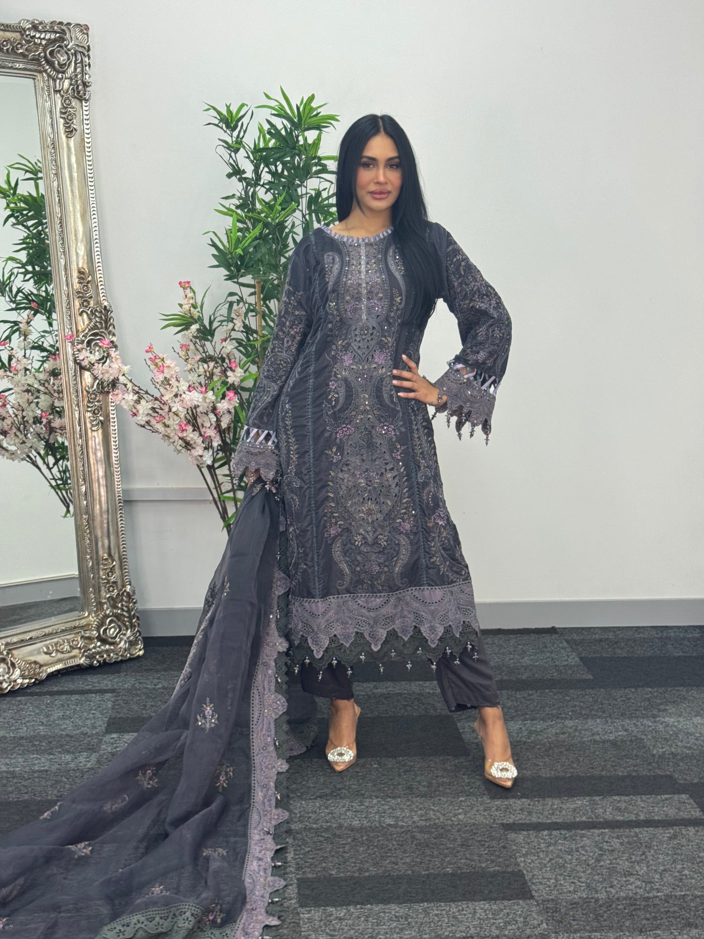 Maria B Luxury Velvet - Gray purple