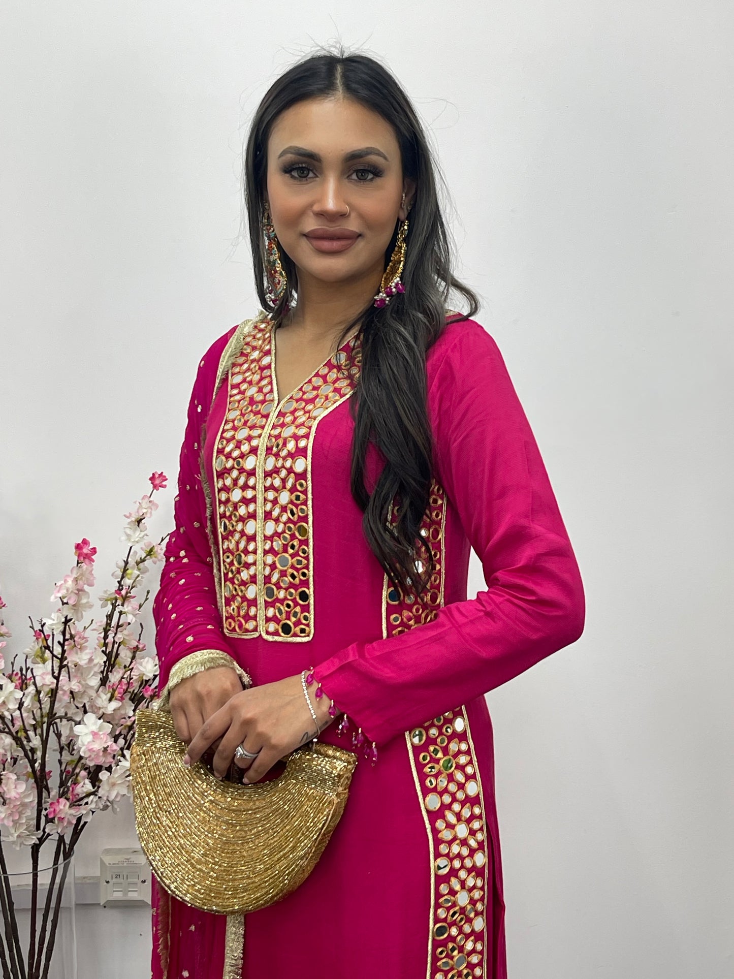 (Preorder 4 weeks) Jhilmil - Mirror Hot Pink