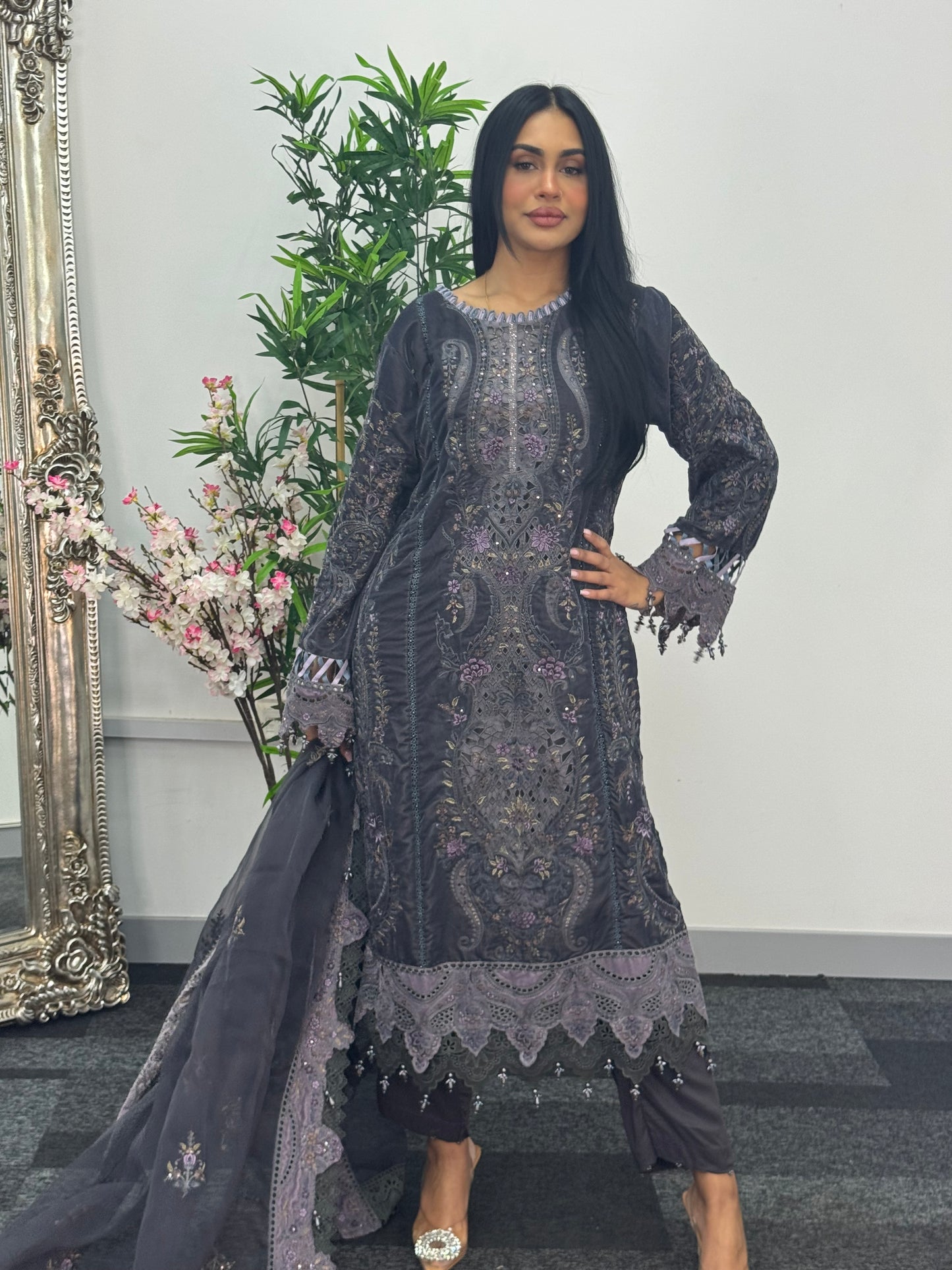 Maria B Luxury Velvet - Gray purple