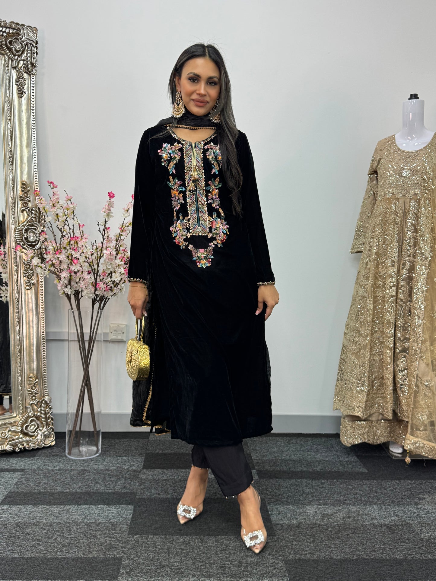 Shadmani - Black Velvet Pret -