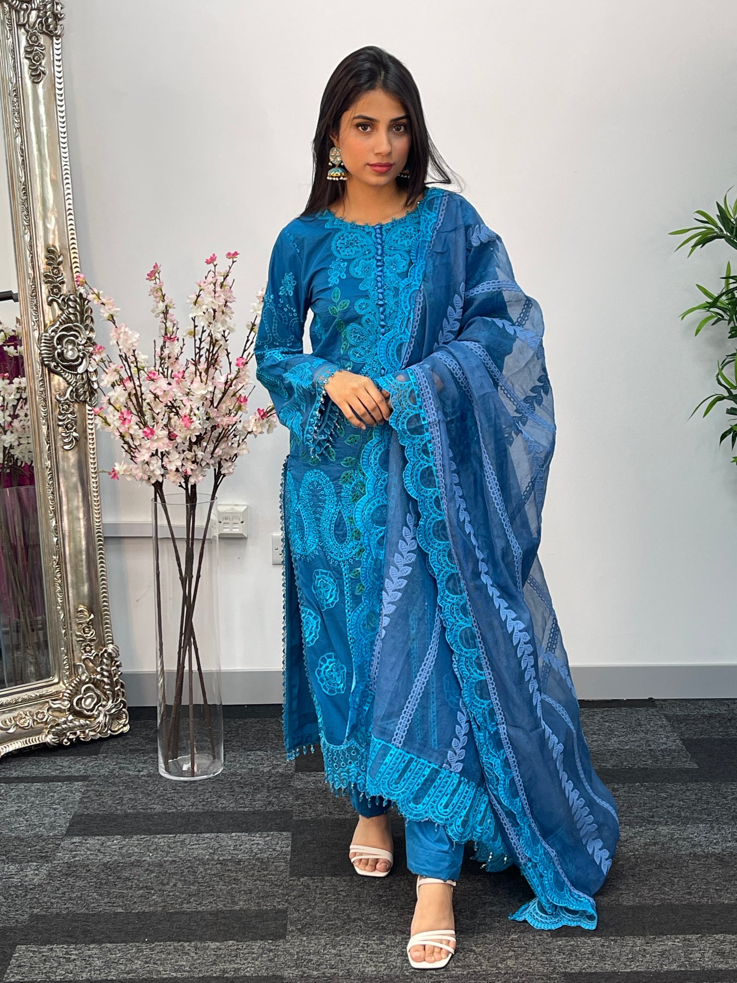 Maria B Inspired - Luxury Lawn 25 - Blue