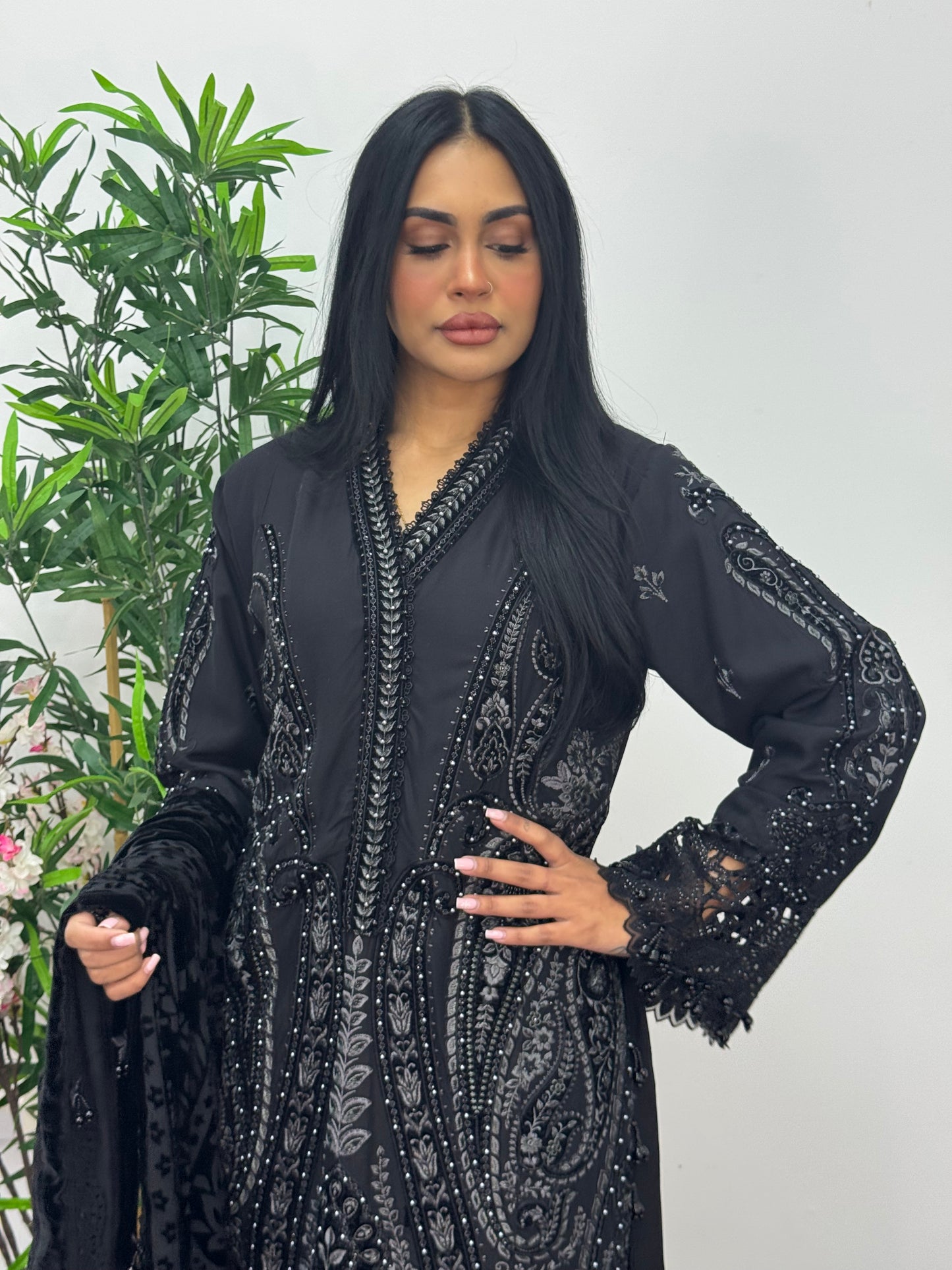 Maria B Luxury Velvet - Black