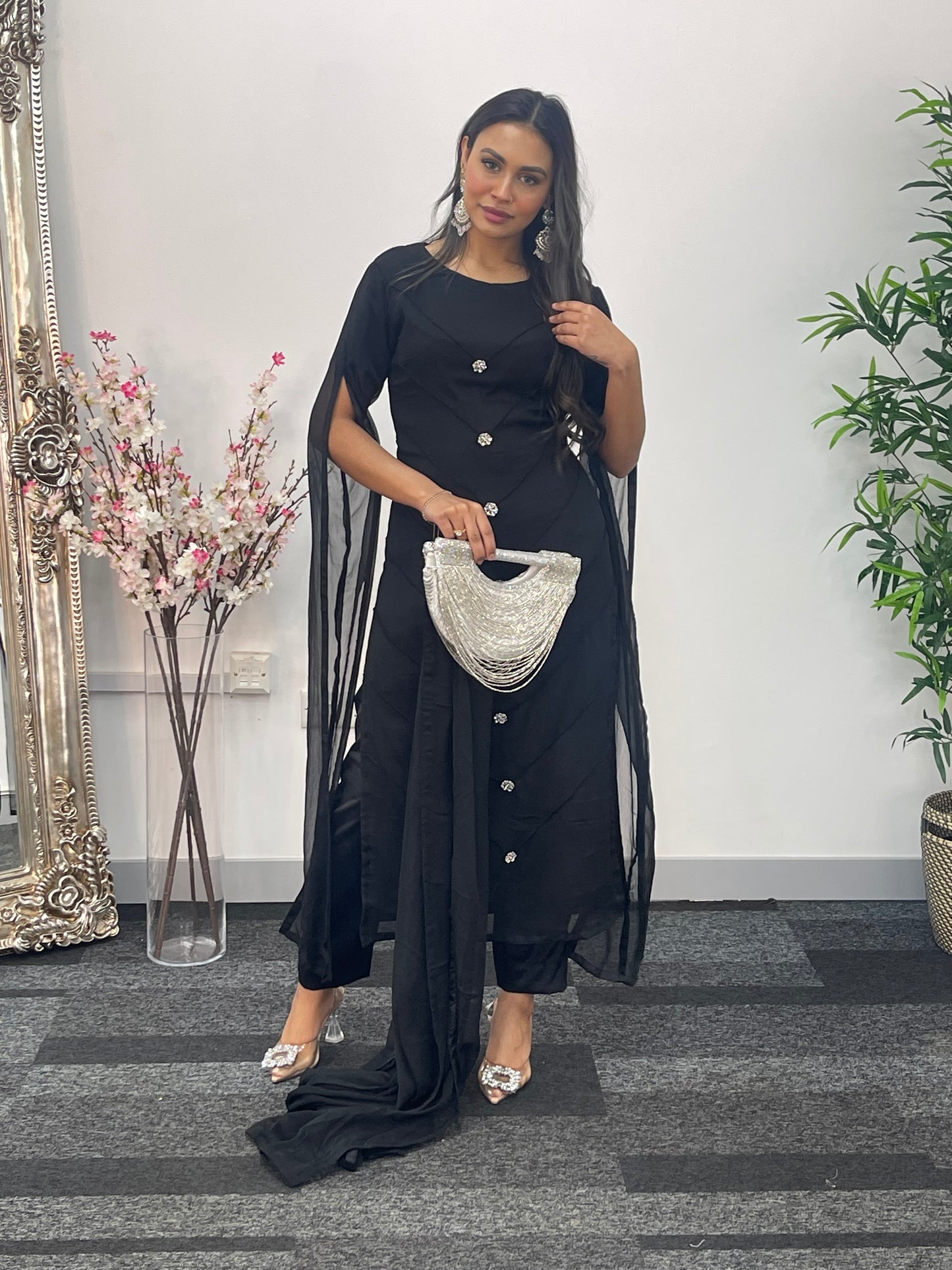 Black - Floor Length Sleeves - Chiffon Outfit - T