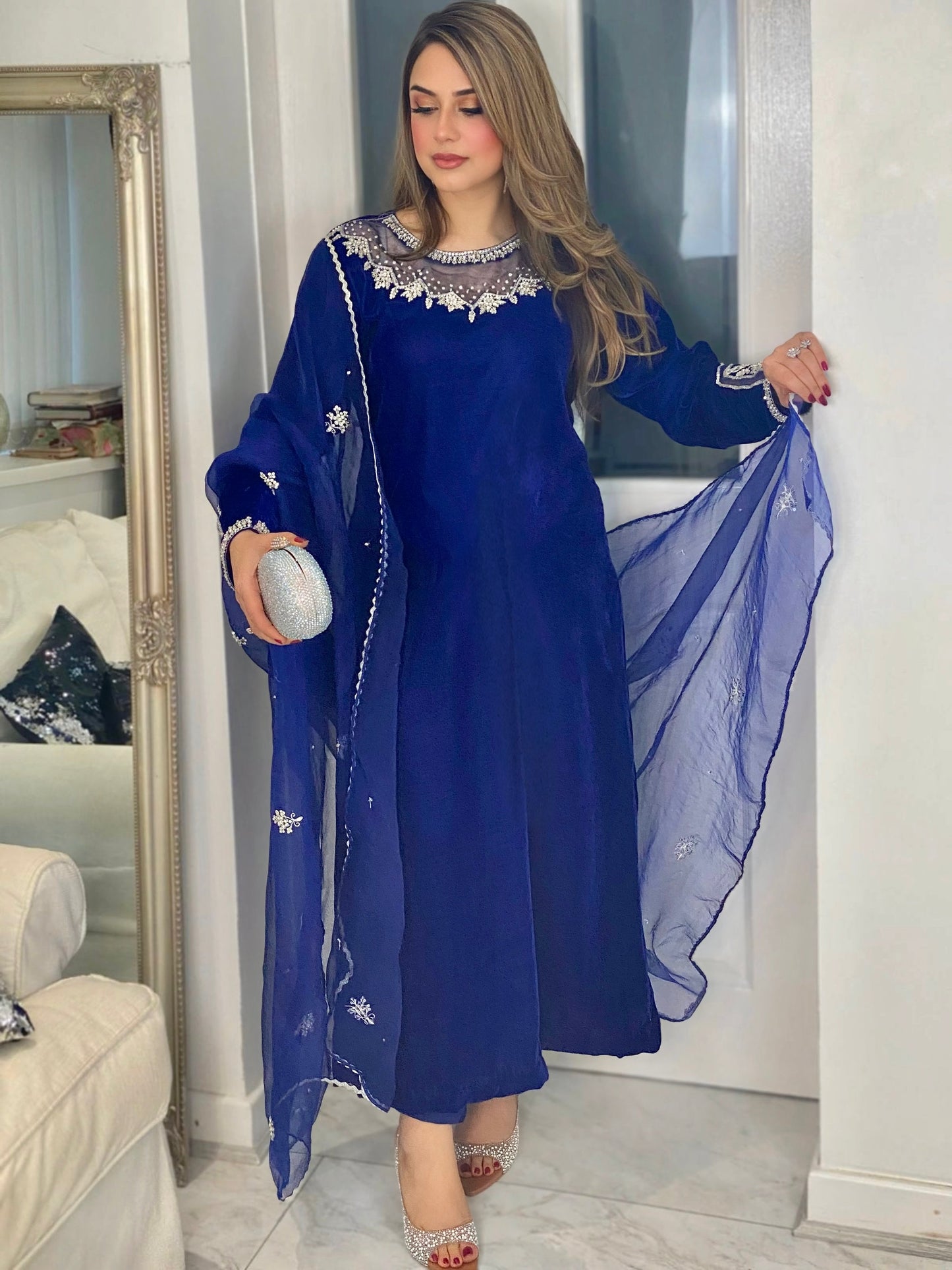 (Preorder 4 weeks) Deewani Blue - Velvet Pret -