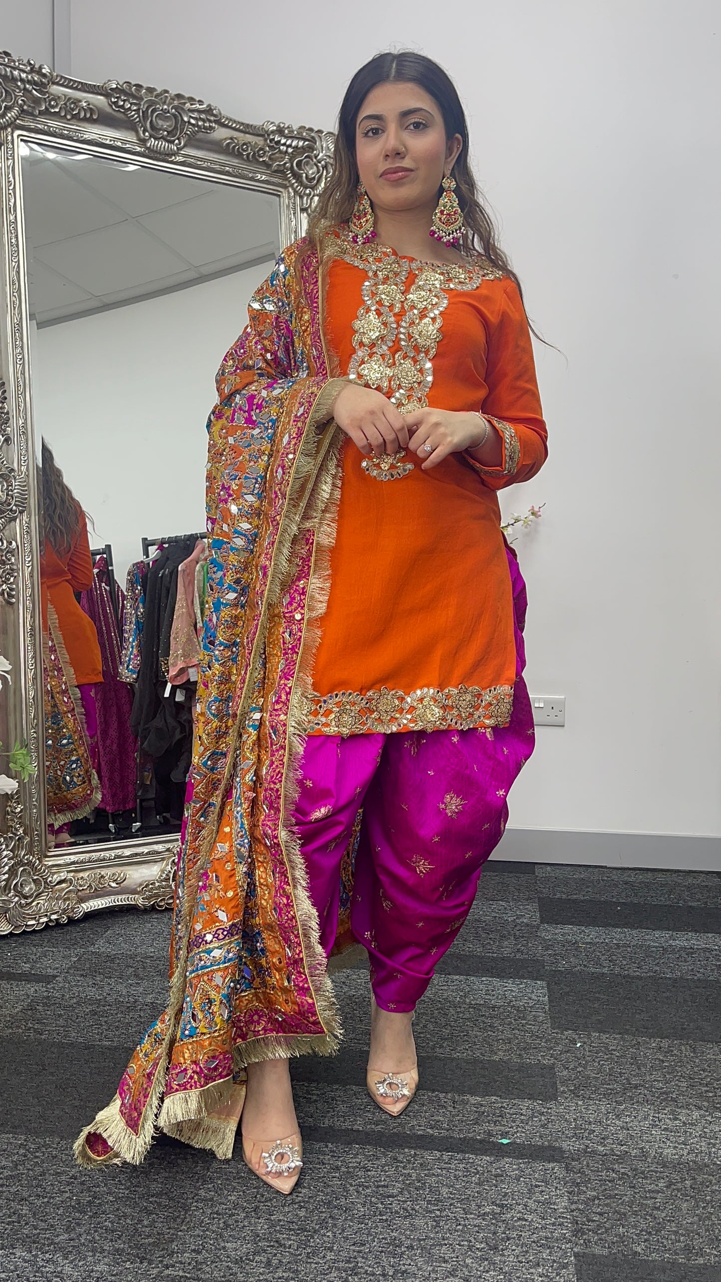 Dhoti Sheesha - Punjabi Shalwar Suit - S