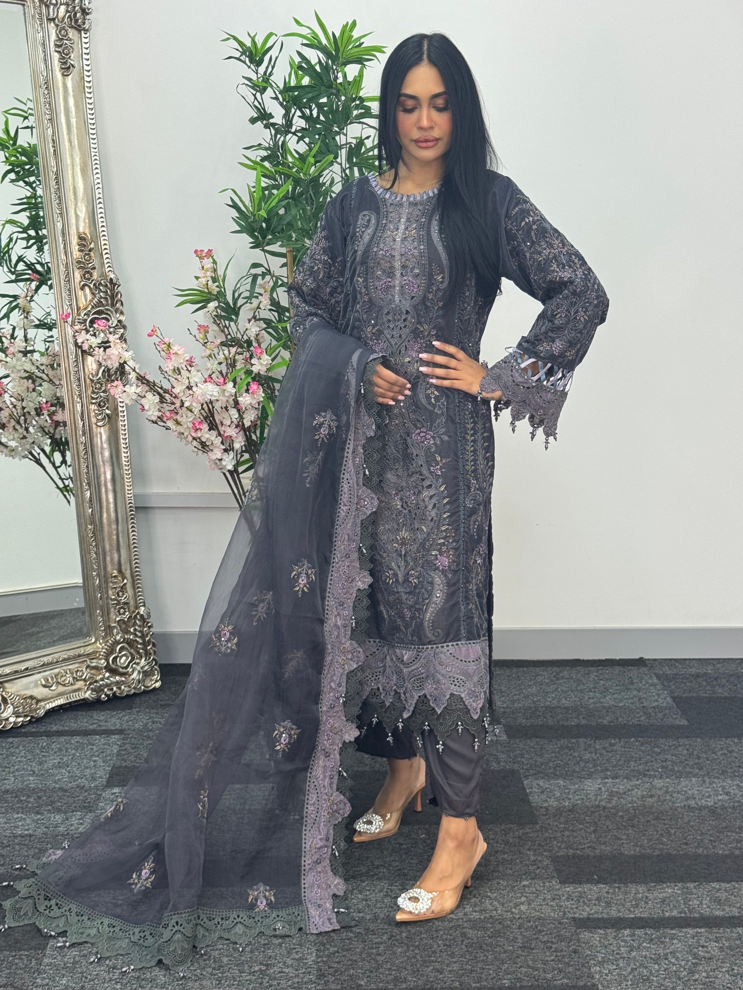 Maria B Luxury Velvet - Gray purple