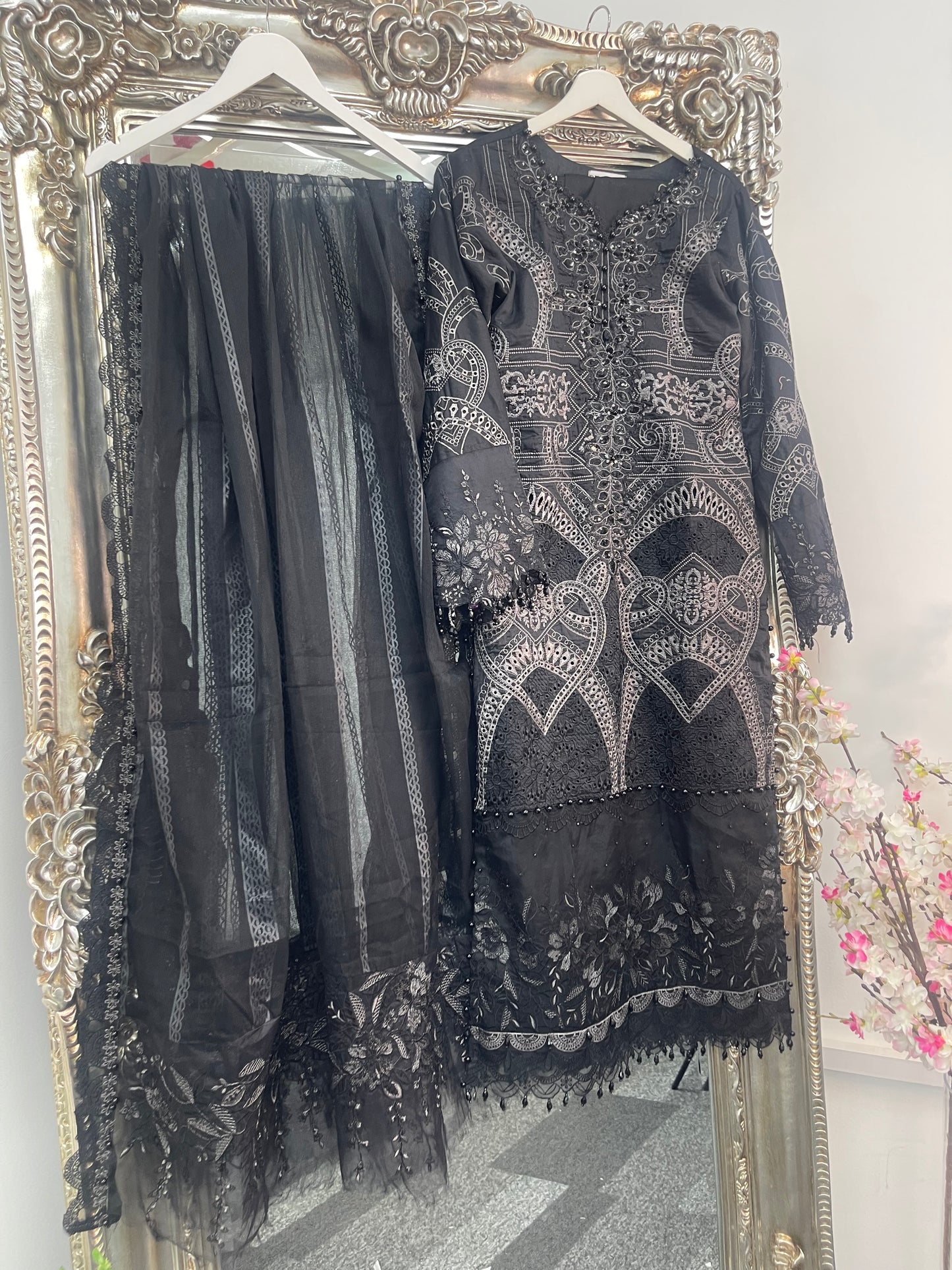 Maria B Inspired - Luxury Lawn 25 -