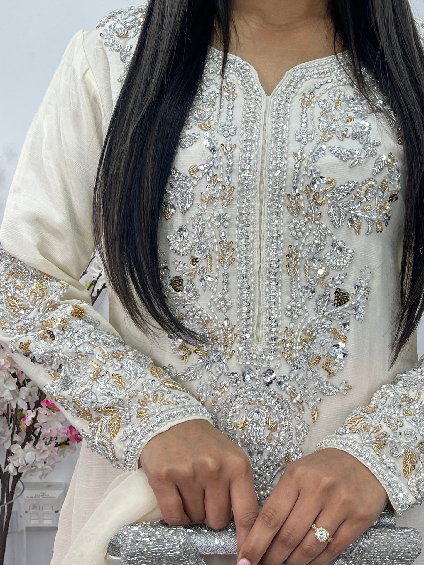 (Pre Order 3/4 Weeks)“Gulaabi” Luxury Outfit - Ombre Pink & Ivory