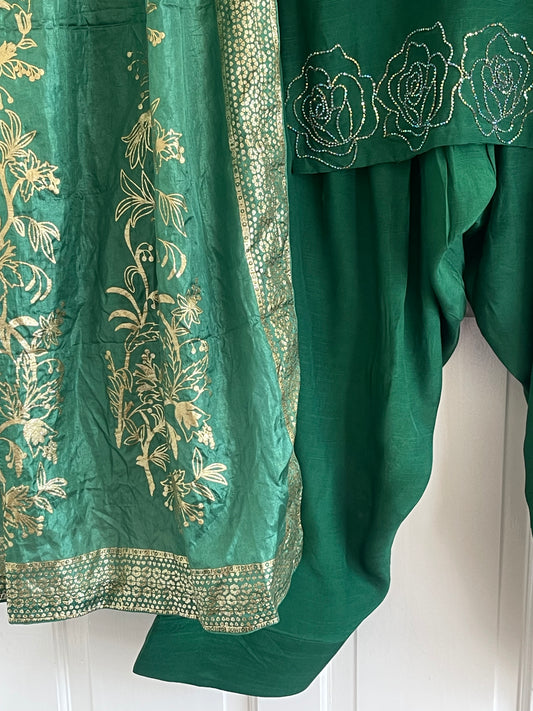Mannat - Farshi Shalwar - Green - Hand painted Dupatta