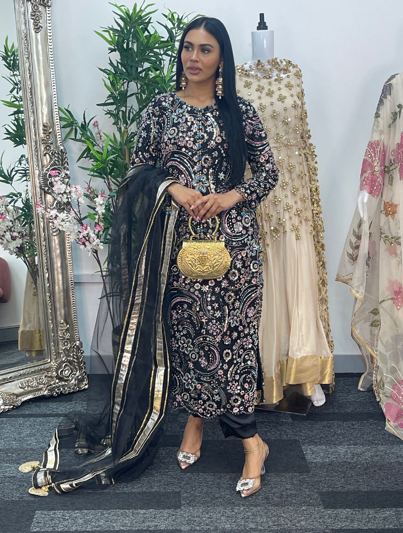 Bindi - Black