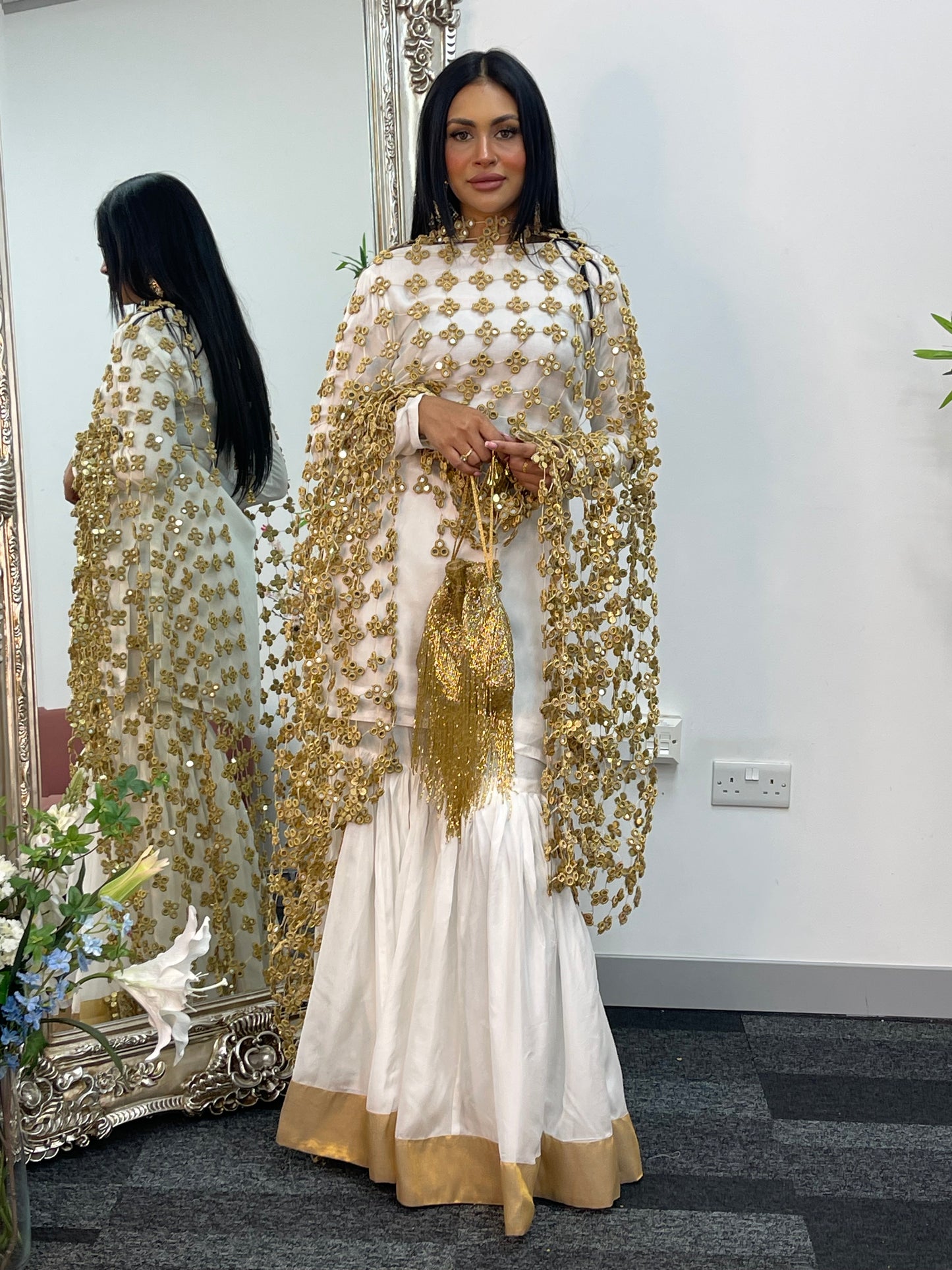 (Preorder 4 weeks) BRIDAL Posheeda Sheesh Dupatta Only - Poshida Sheesha - Mirror dupata