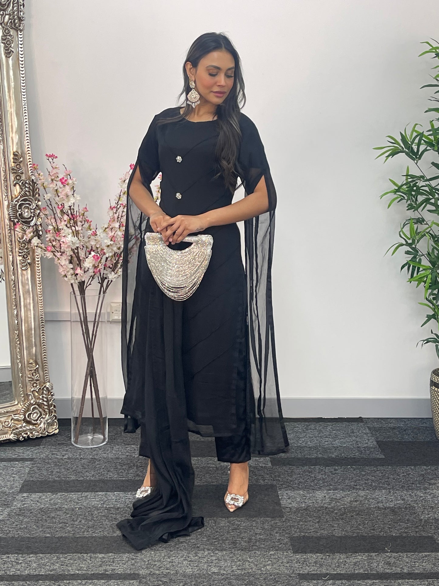 Black - Floor Length Sleeves - Chiffon Outfit - T