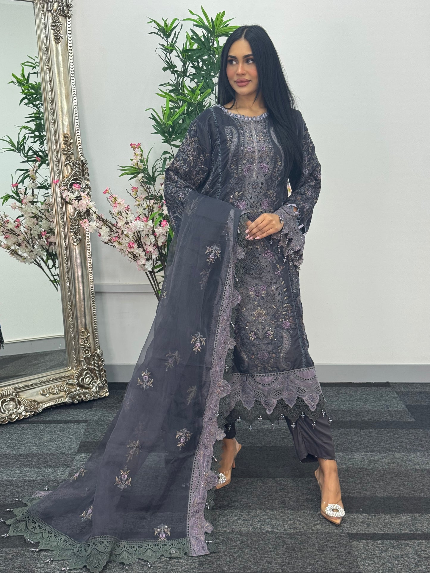 Maria B Luxury Velvet - Gray purple