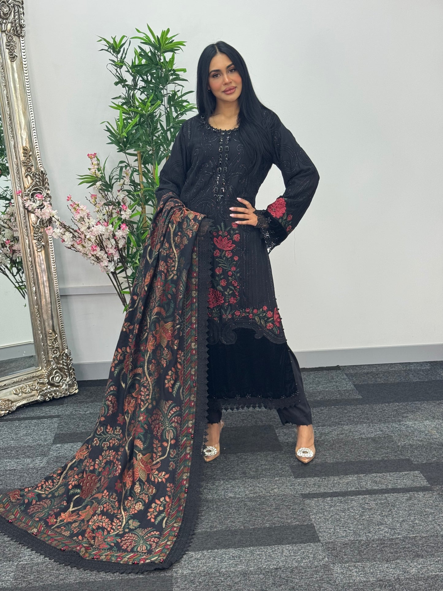 Maria B Luxury Velvet - Black Red