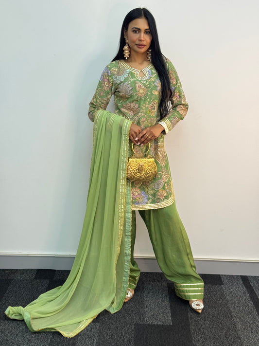 Armani Farshi - Green