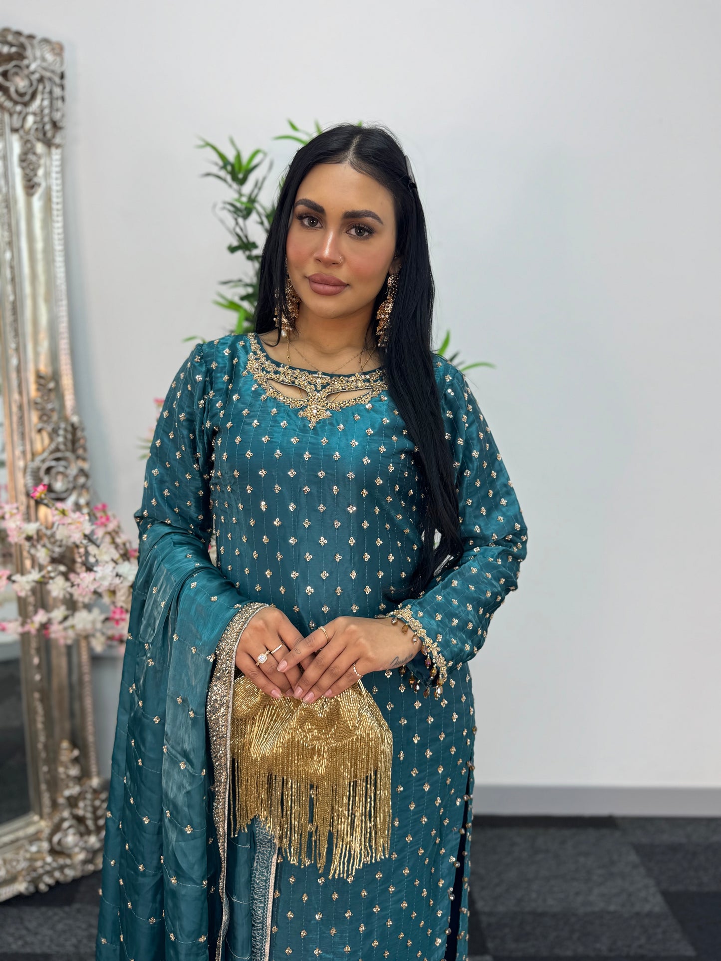 Parwana - teal