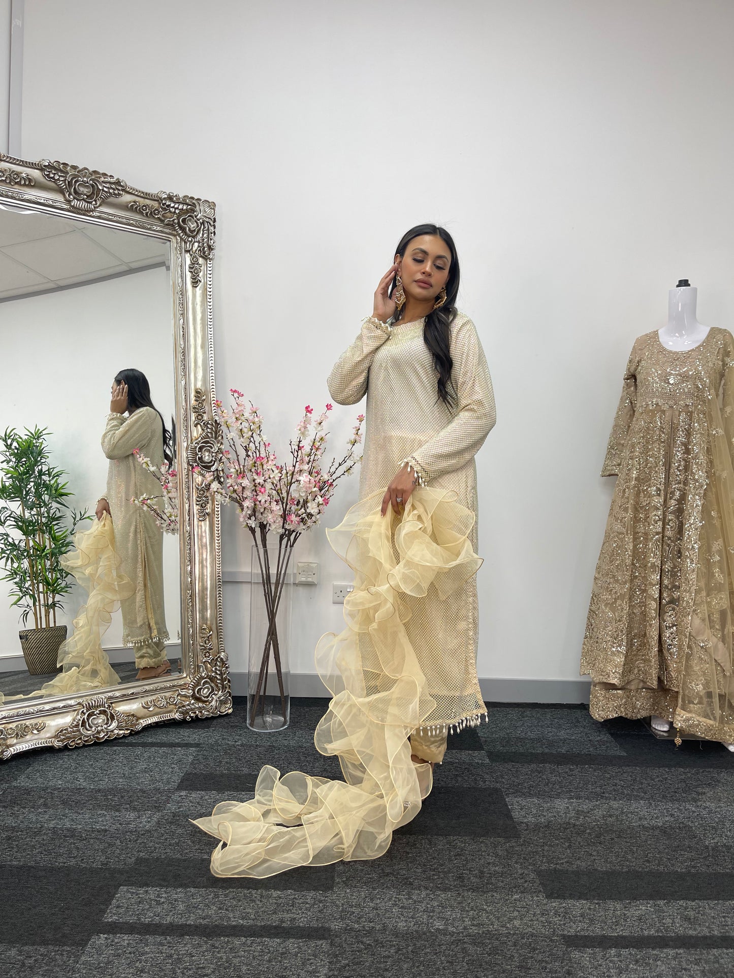 Fish Net  - Ivory - Off White - E