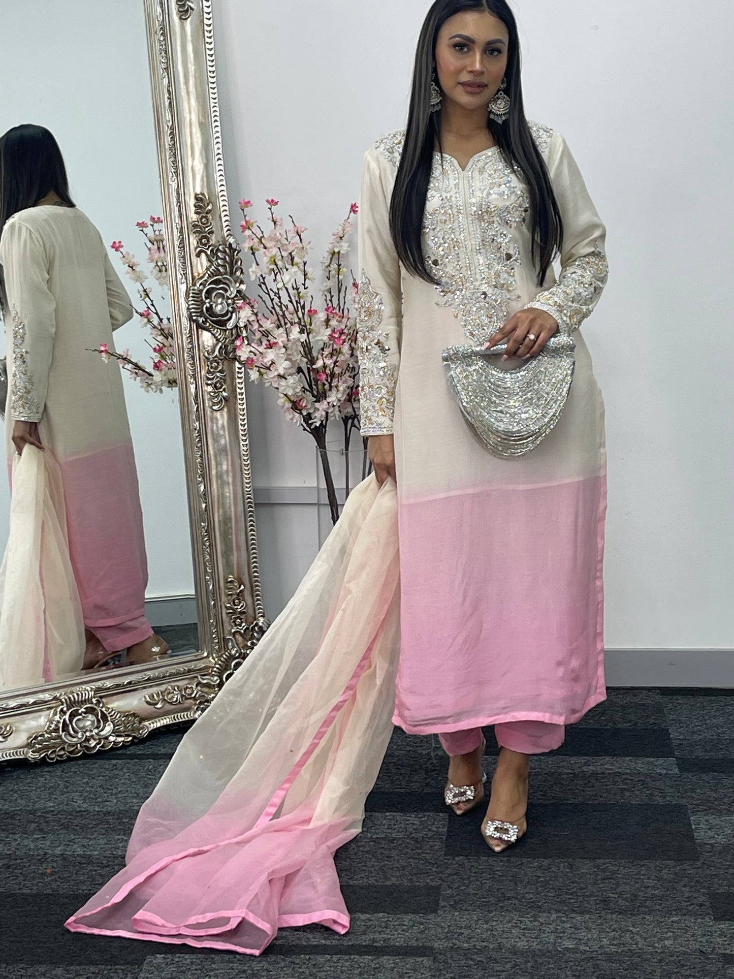 (Pre Order 3/4 Weeks)“Gulaabi” Luxury Outfit - Ombre Pink & Ivory