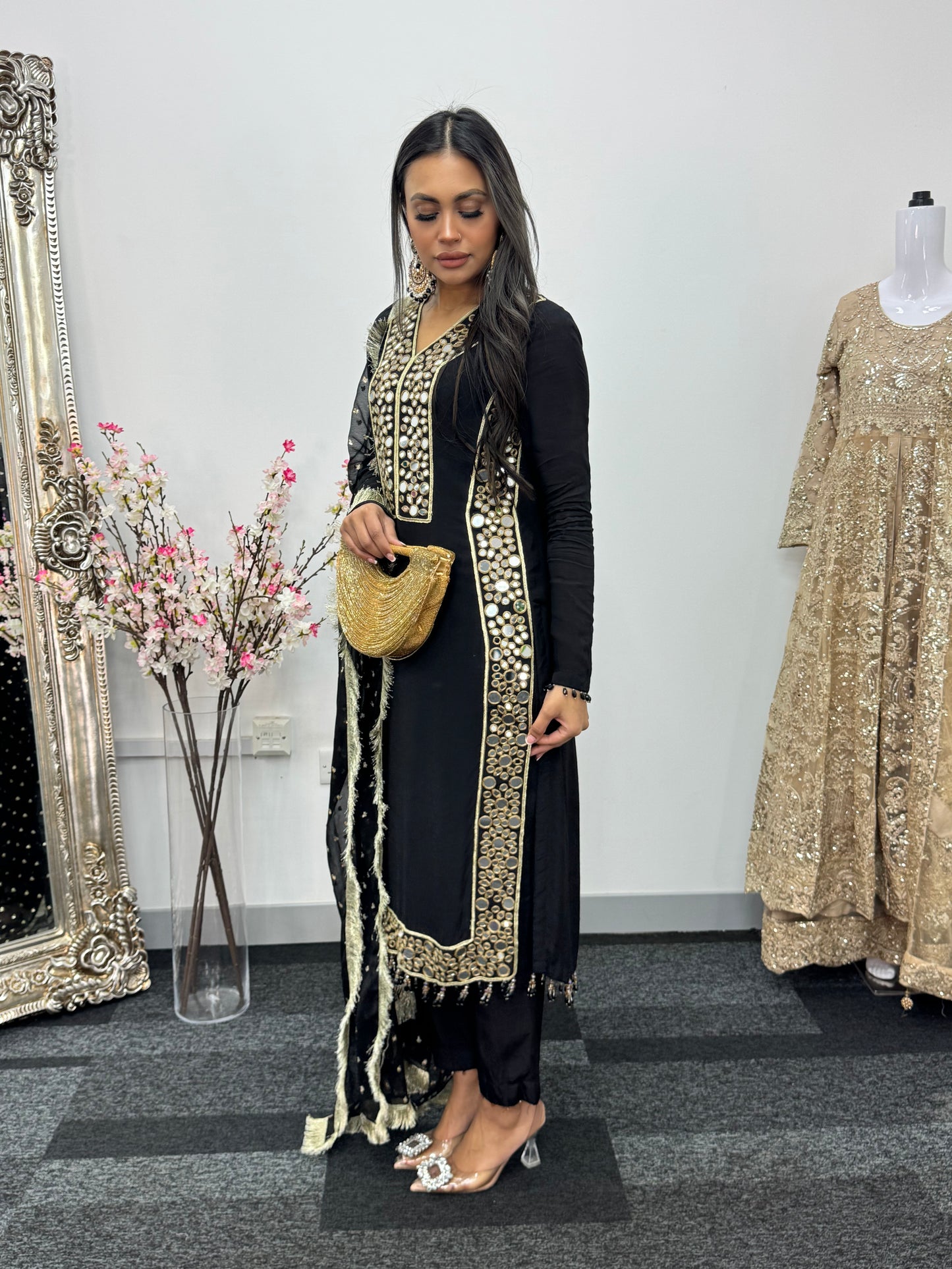 Jhilmil - Mirror Black - H