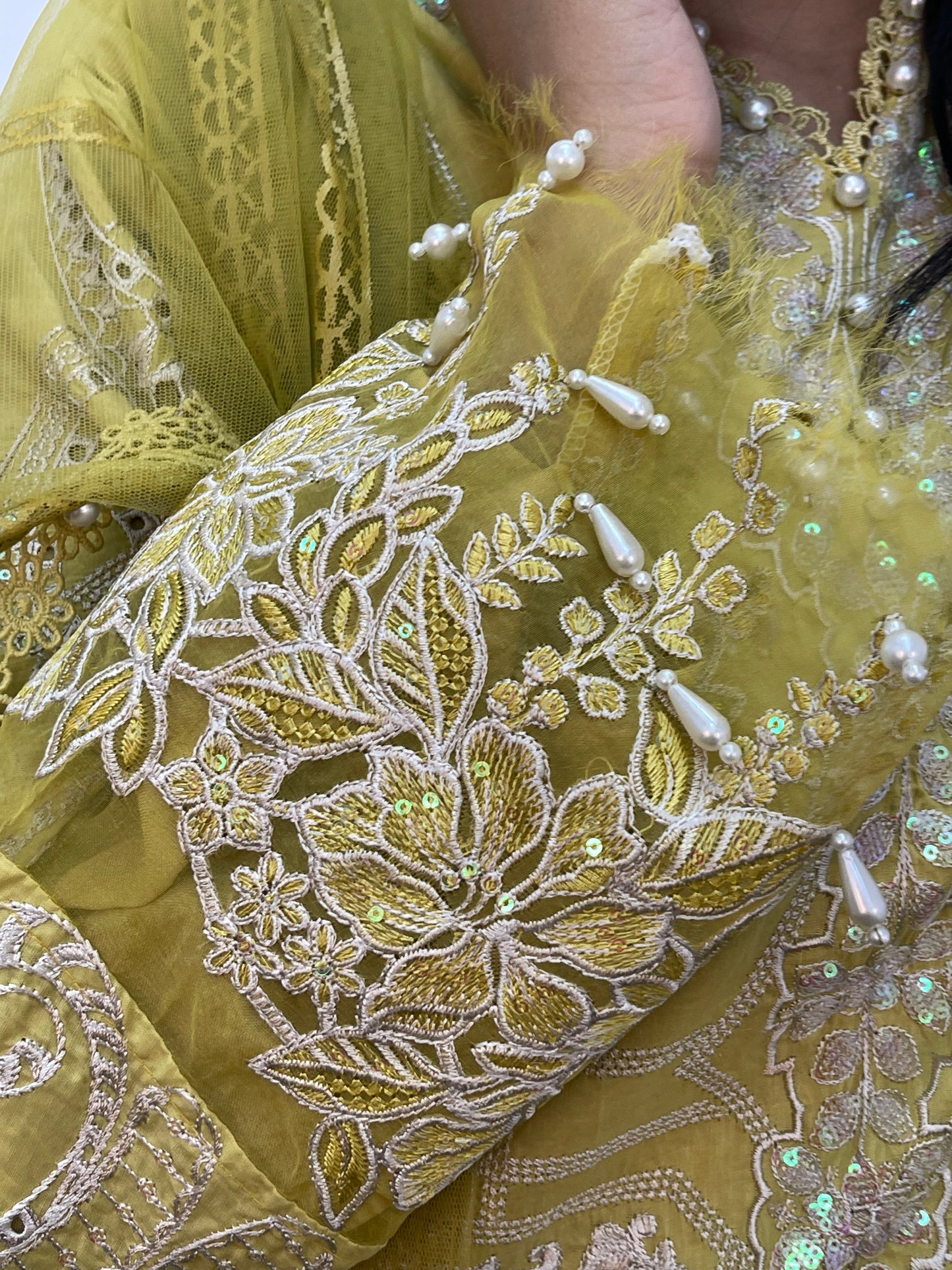 Maria B Inspired - Luxury Lawn 25 -