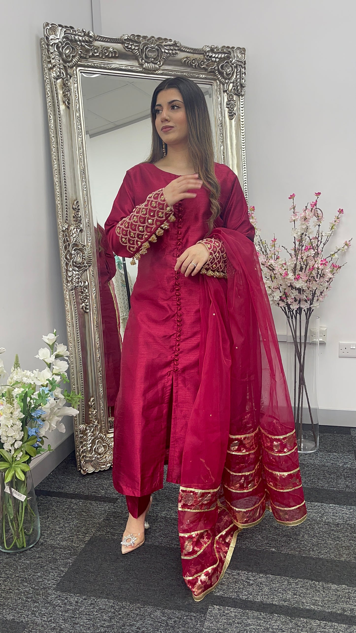 Haseen Laal Jora - Red Outfit - S