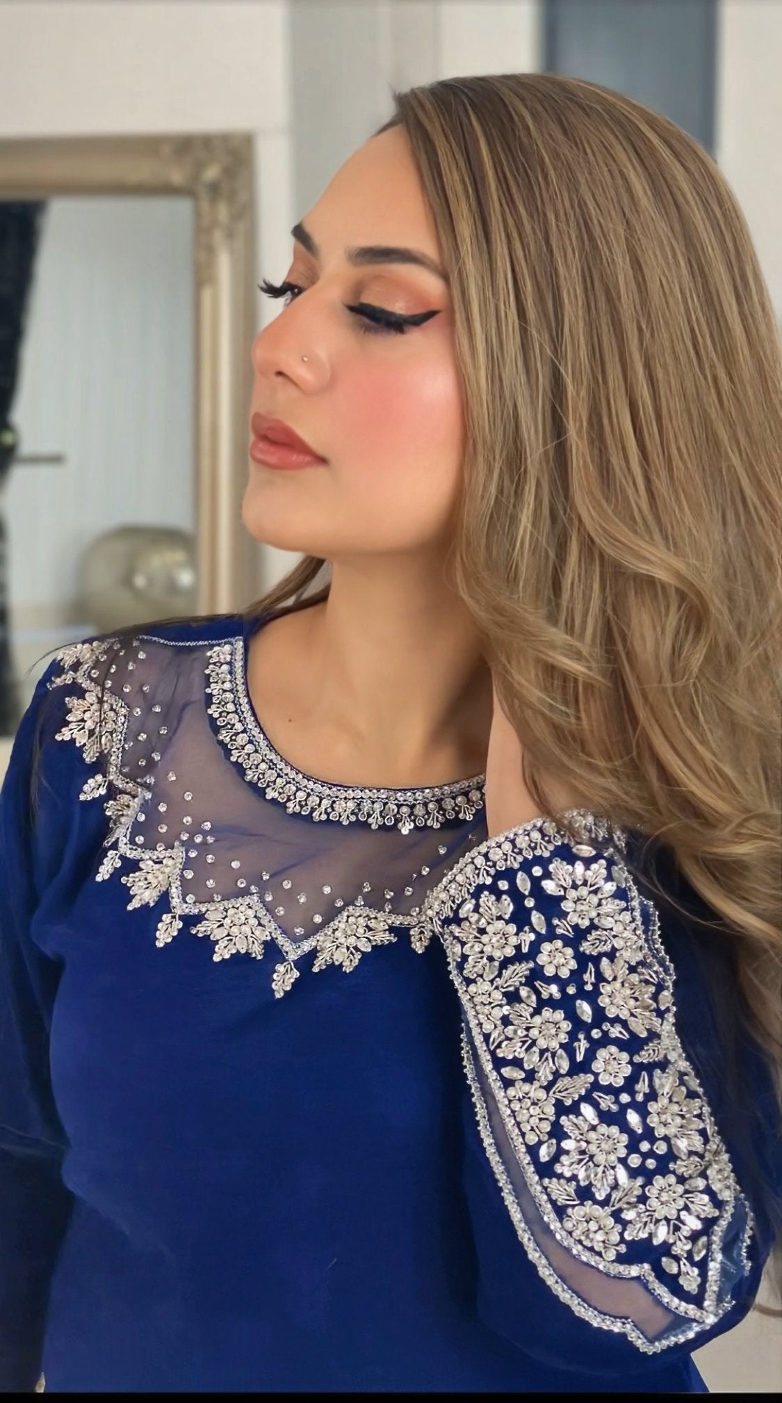 (Preorder 4 weeks) Deewani Blue - Velvet Pret -