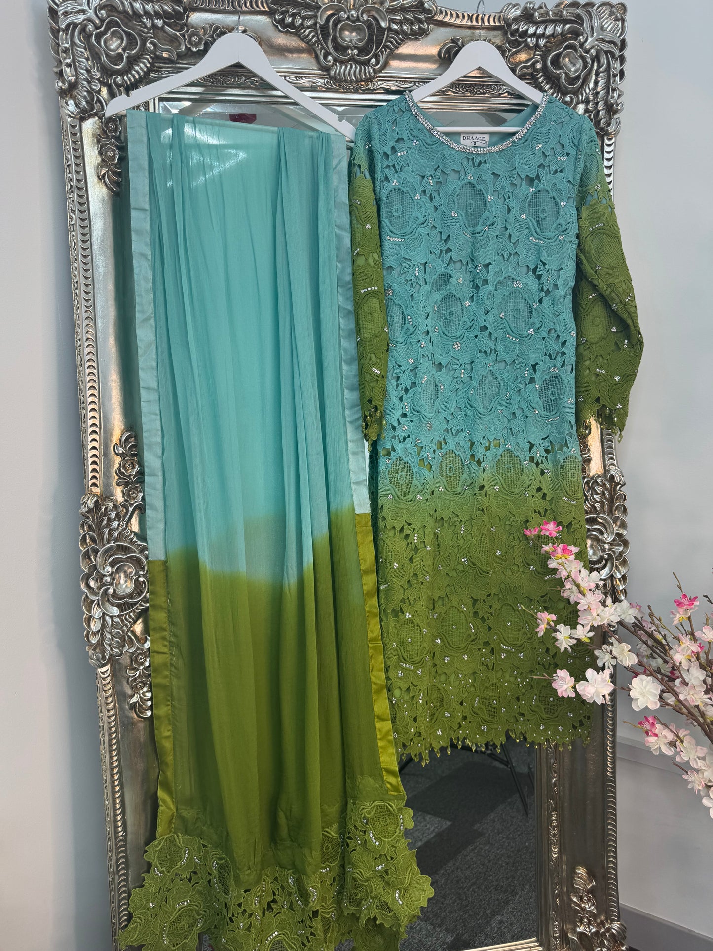 Parisa - Ombre Lacy Crochet -