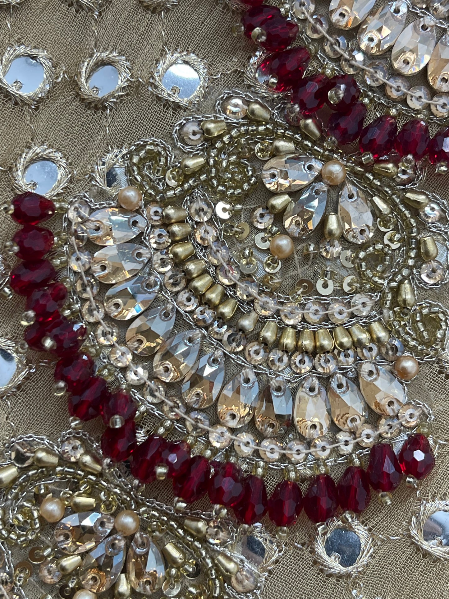 Sassi - Gold - Red - G