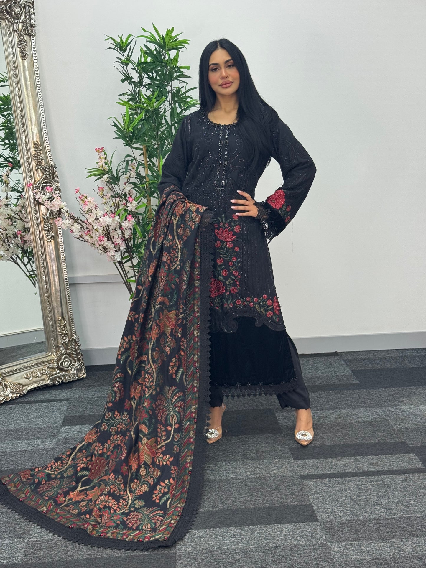 Maria B Luxury Velvet - Black Red