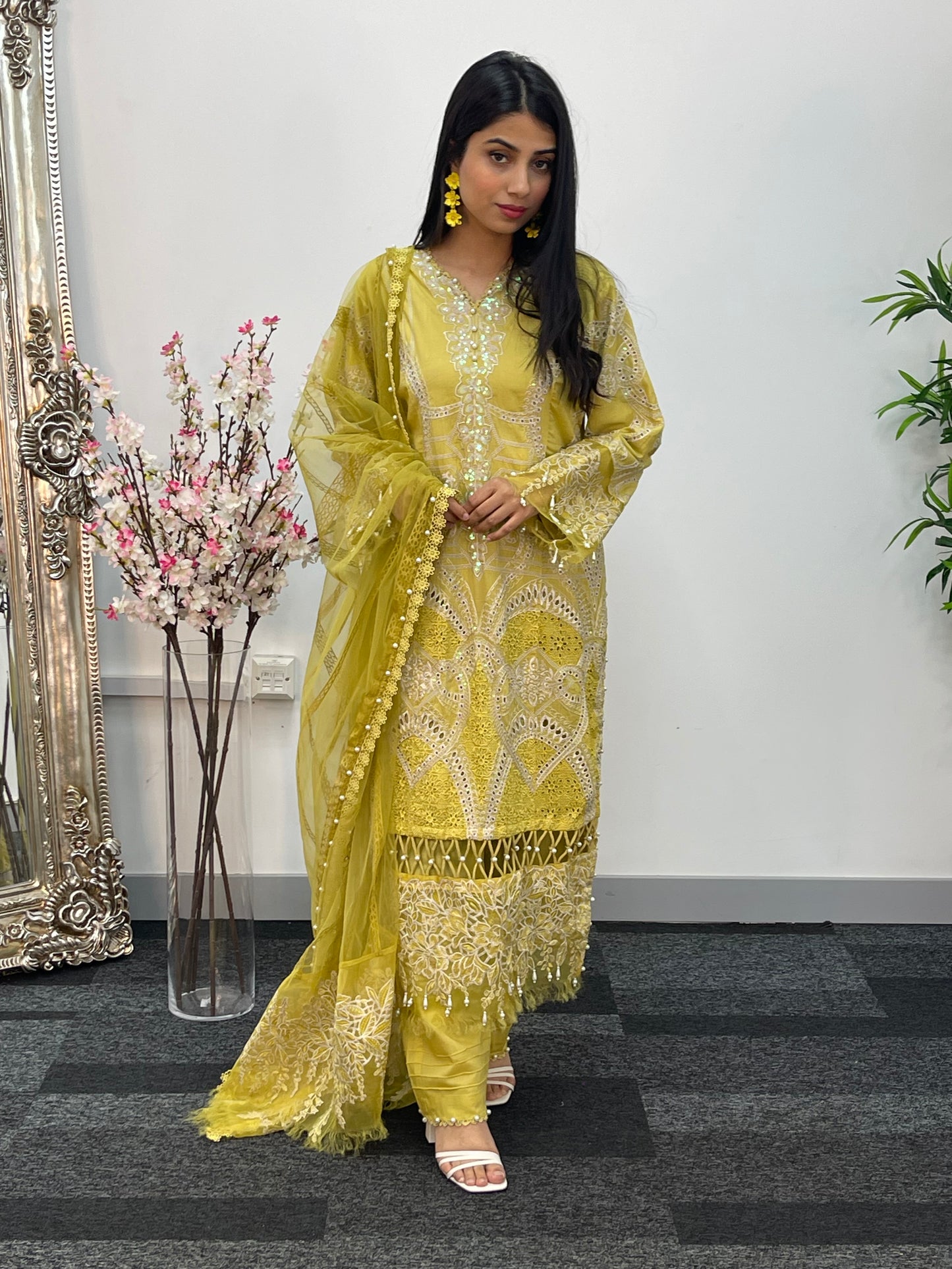 Maria B Inspired - Luxury Lawn 25 -