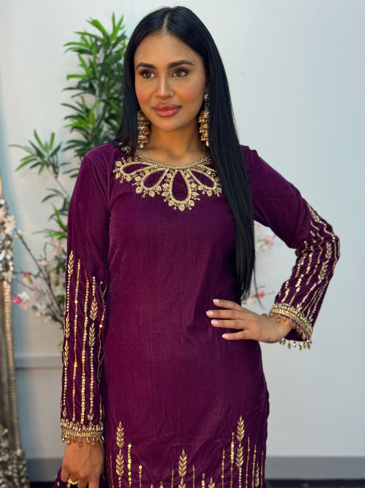 (Preorder 4 weeks) Khawab - Plum Velvet Pret -