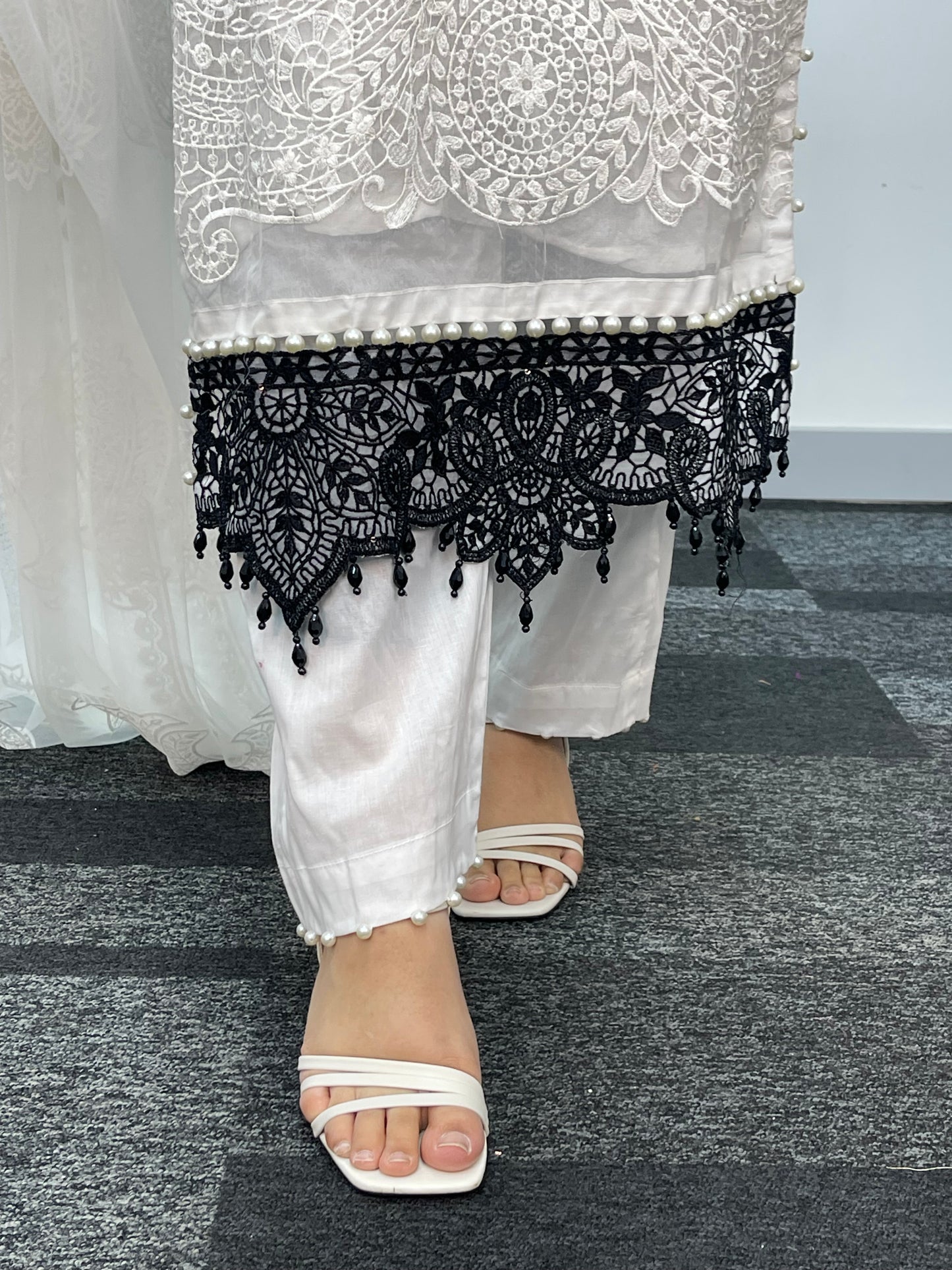 Maria B Inspired - Luxury Lawn 25 -