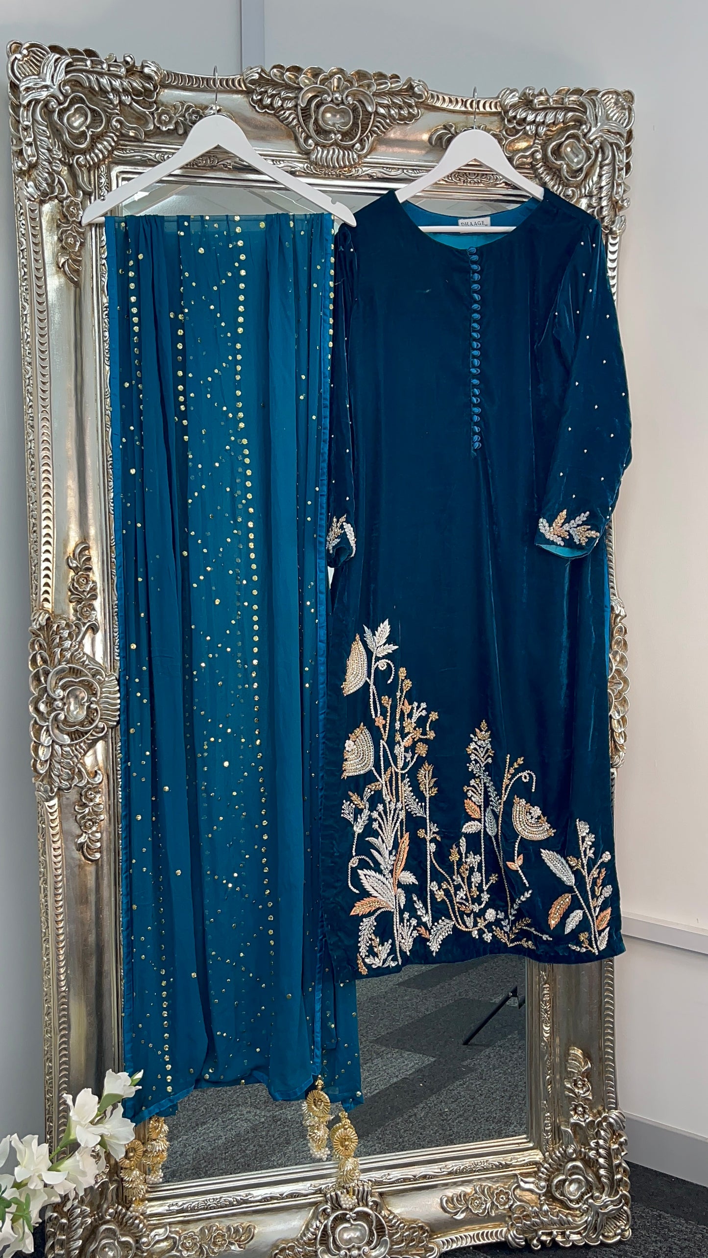 (Pre Order 3/4 Weeks) “Ayeza”Velvet - Teal