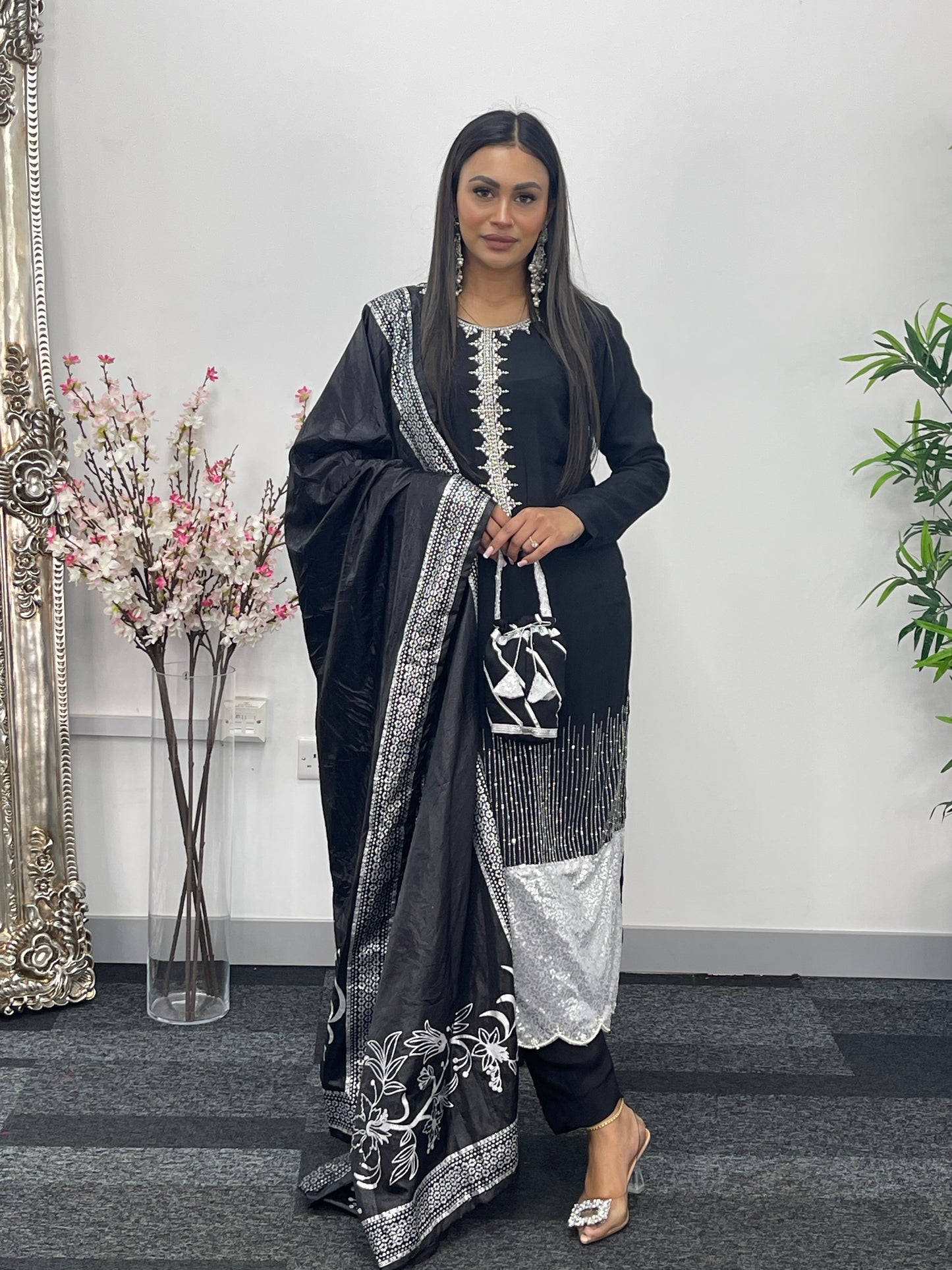 Chandi - Qwali Night - O