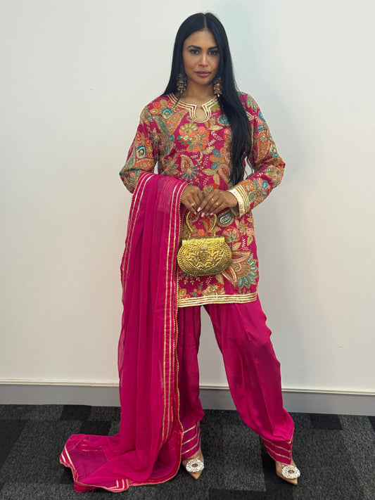 Armani Farshi - Hot Pink