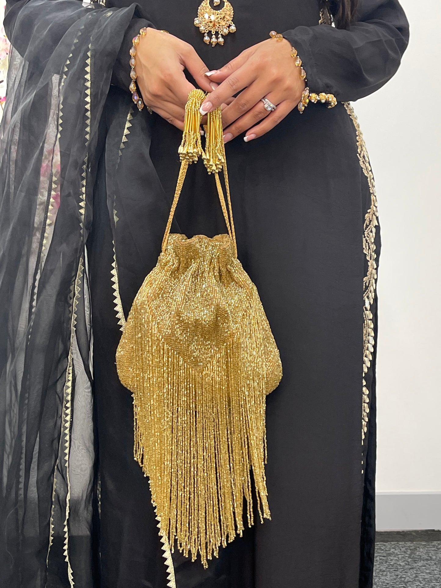 Sheesh Mahal - Black