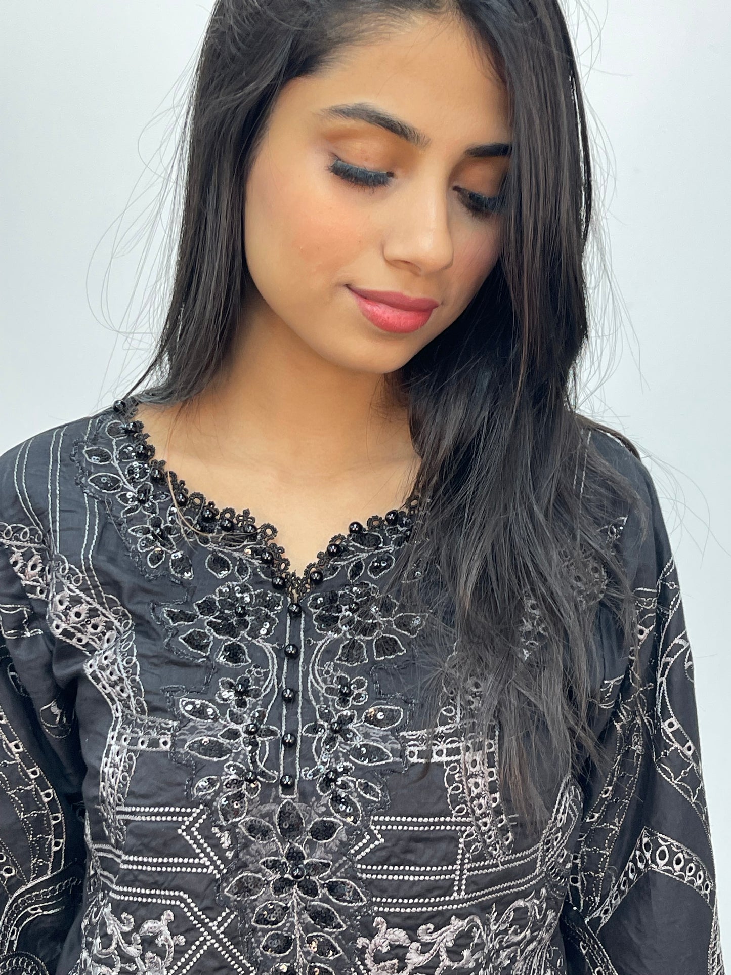 Maria B Inspired - Luxury Lawn 25 -