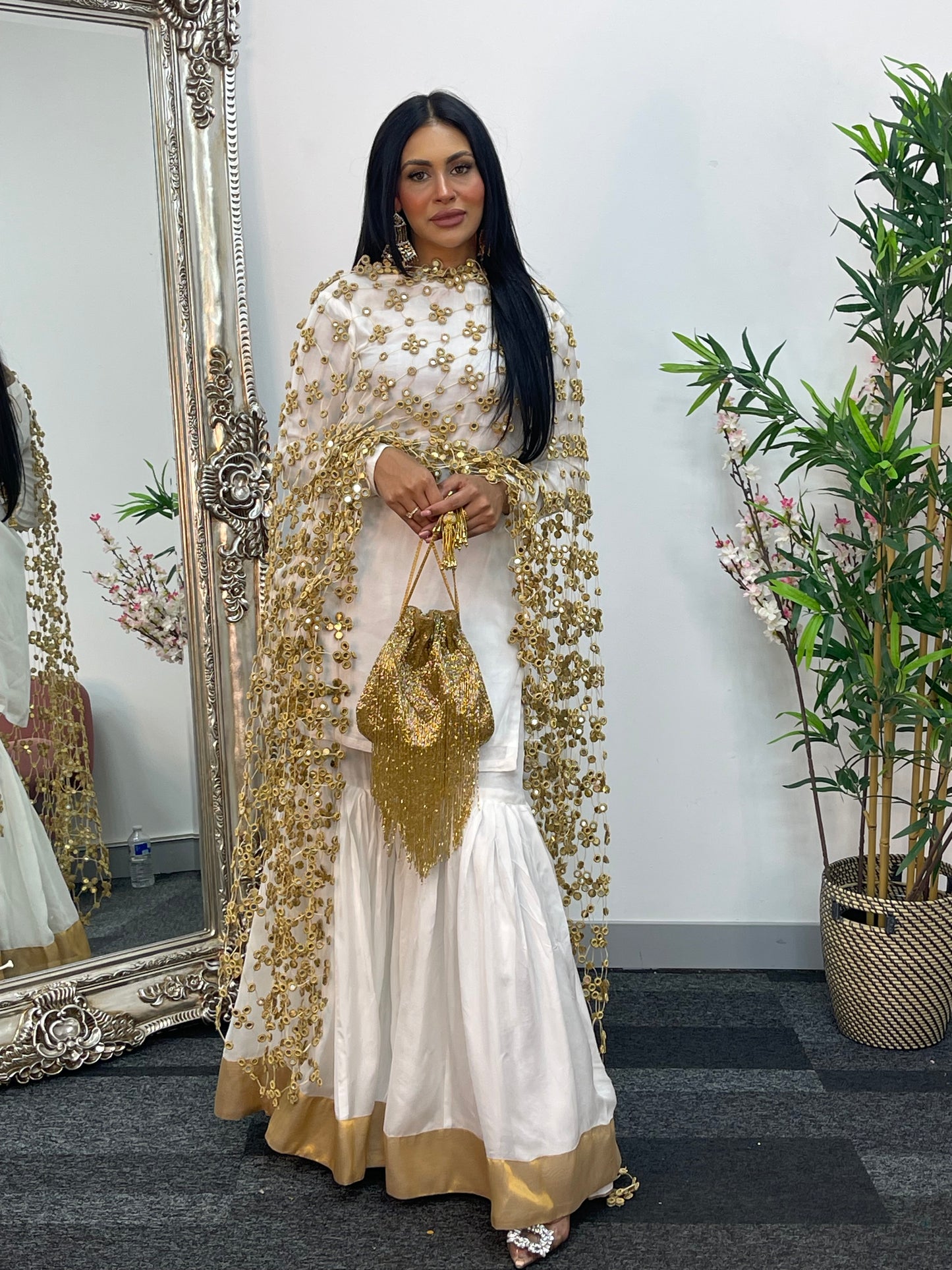 (Preorder 4-5 weeks) Posheeda Sheesh Dupatta with GARARA - Poshida Mirror Dupata -