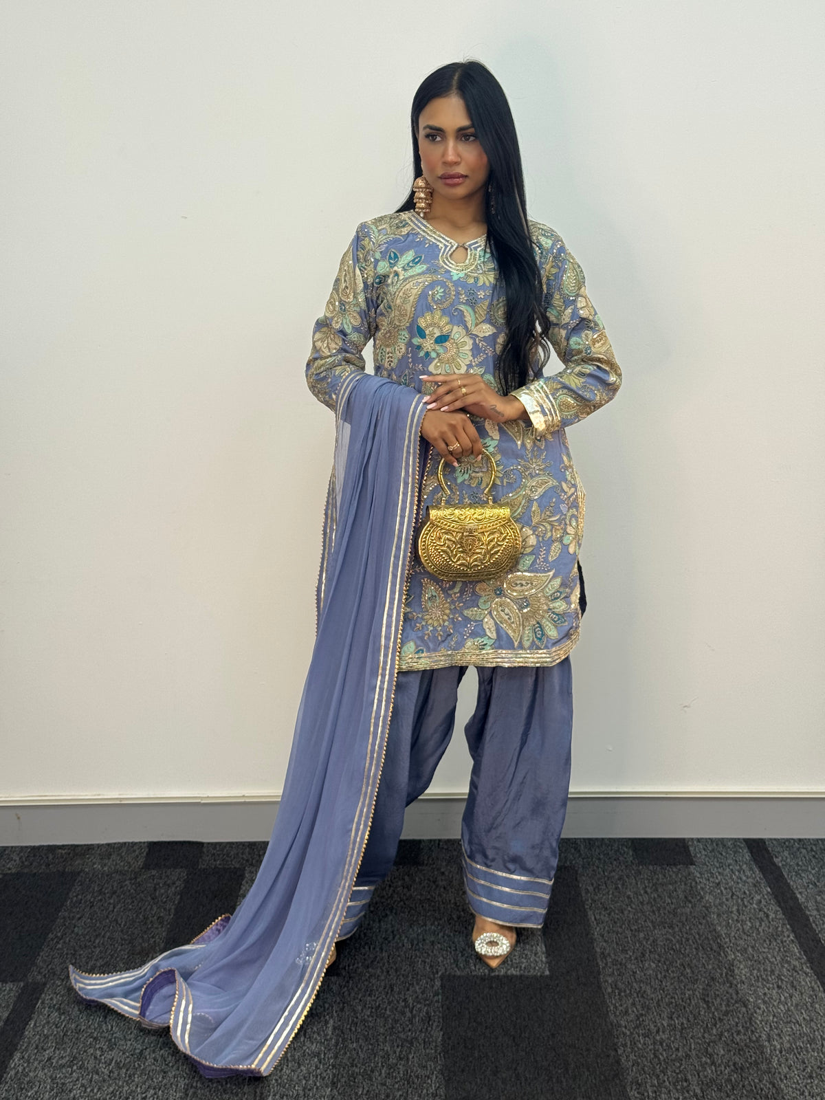 Armani Farshi - Blue