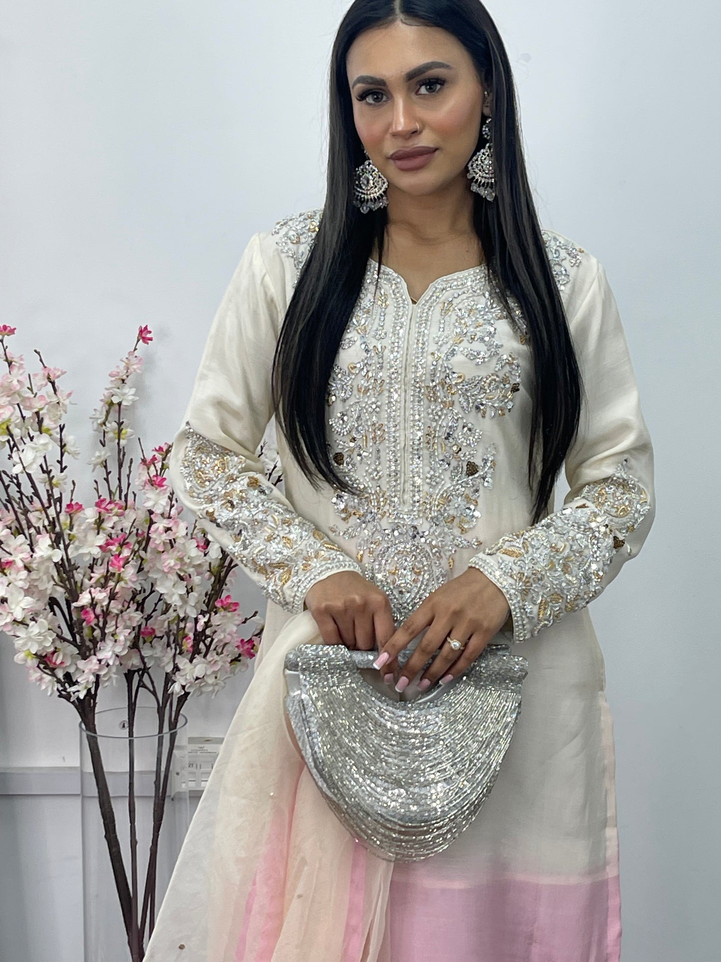 (Pre Order 3/4 Weeks)“Gulaabi” Luxury Outfit - Ombre Pink & Ivory