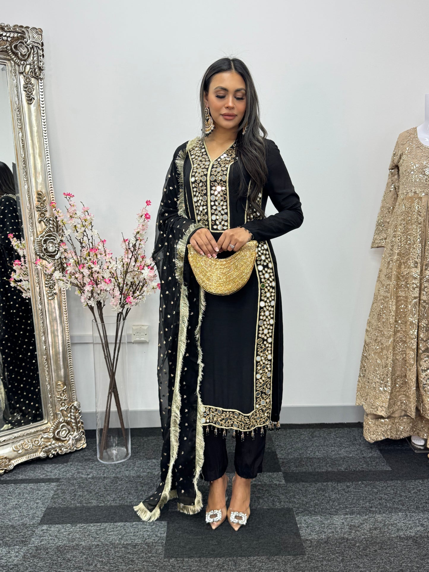 Jhilmil - Mirror Black - H